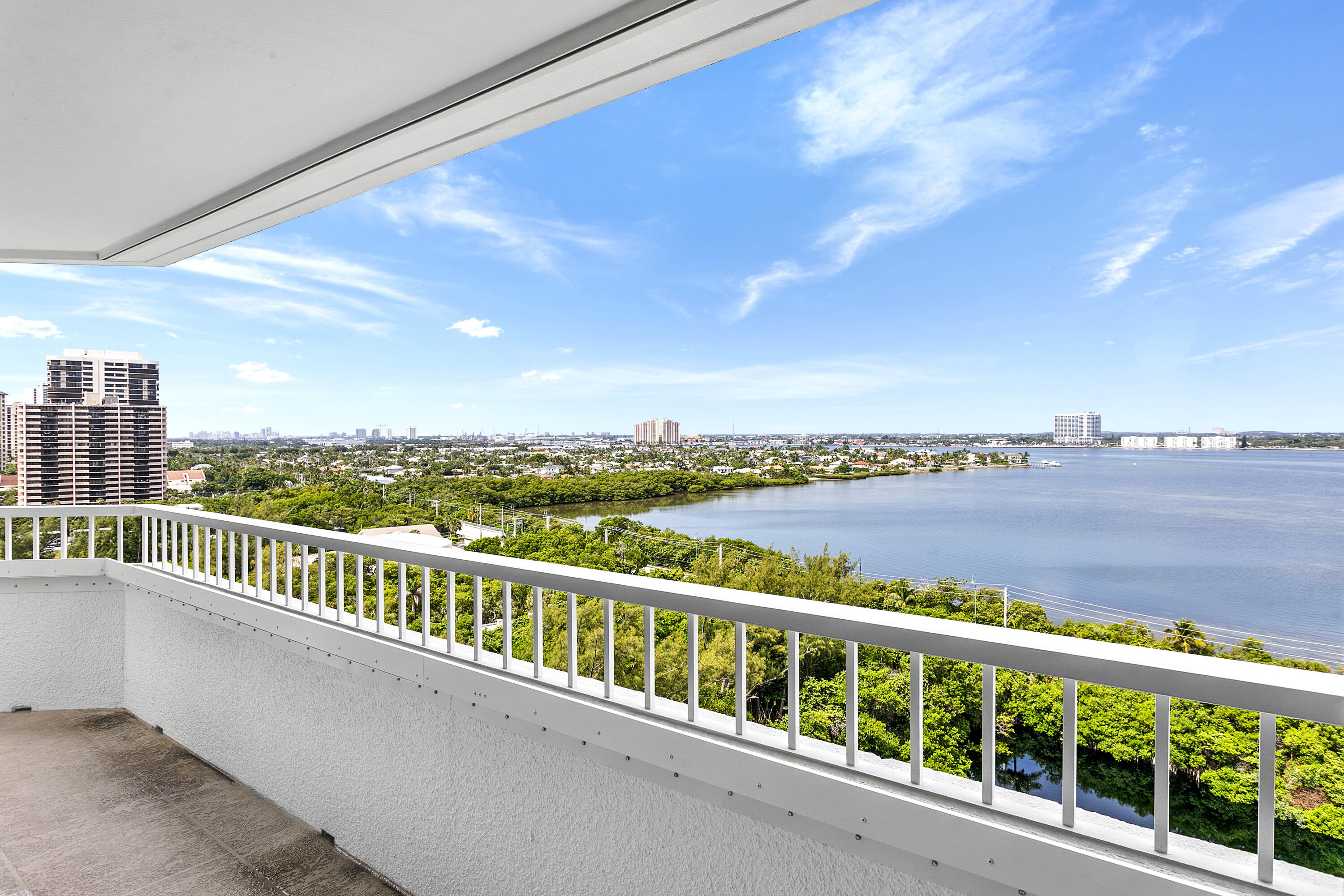 5070 N Ocean Drive 10c Property Photo 32