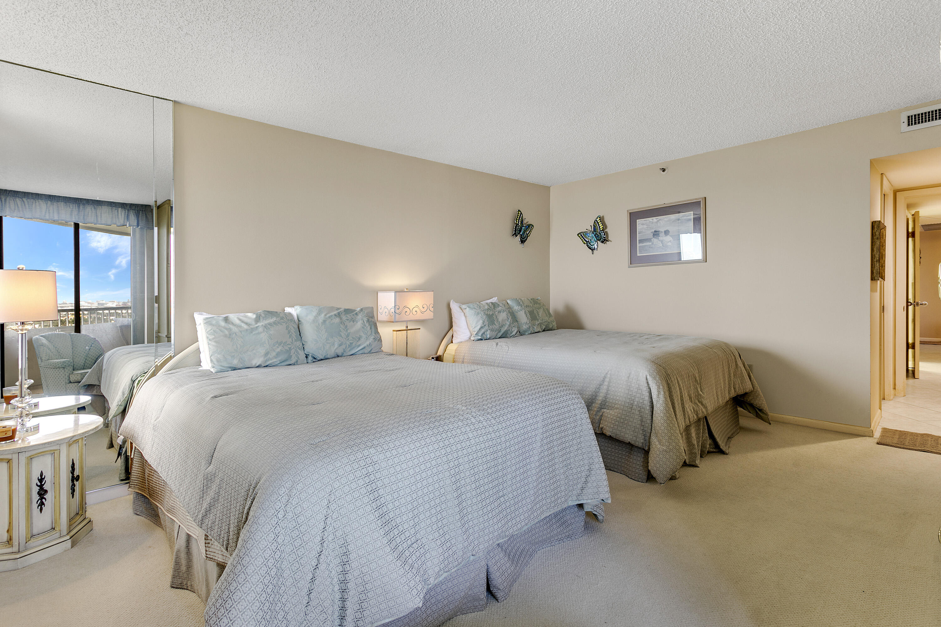 5070 N Ocean Drive 10c Property Photo 52