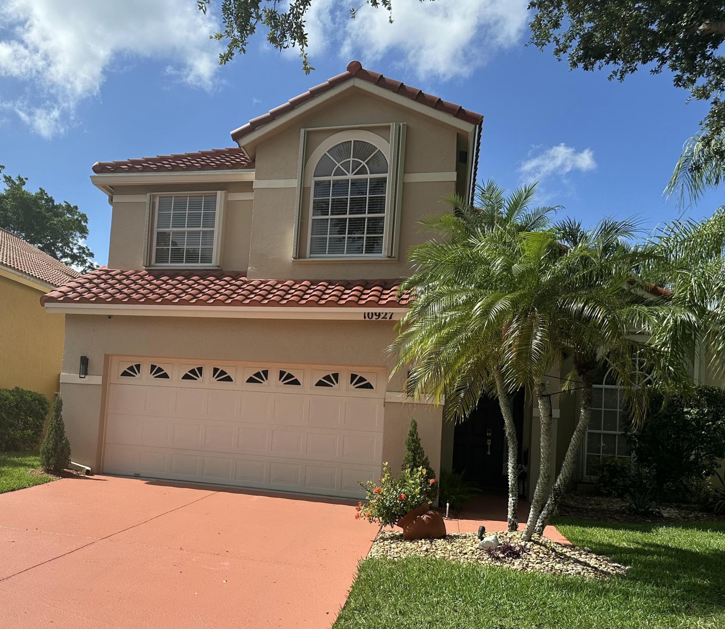 10927 La Salinas Circle Property Photo 3