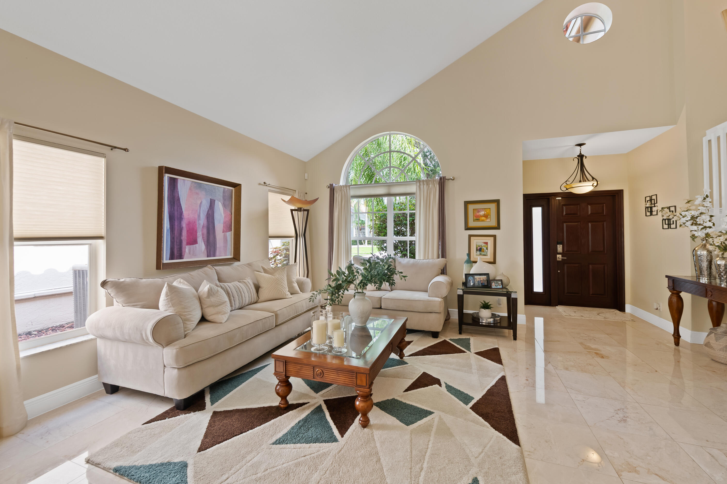 10927 La Salinas Circle Property Photo 6