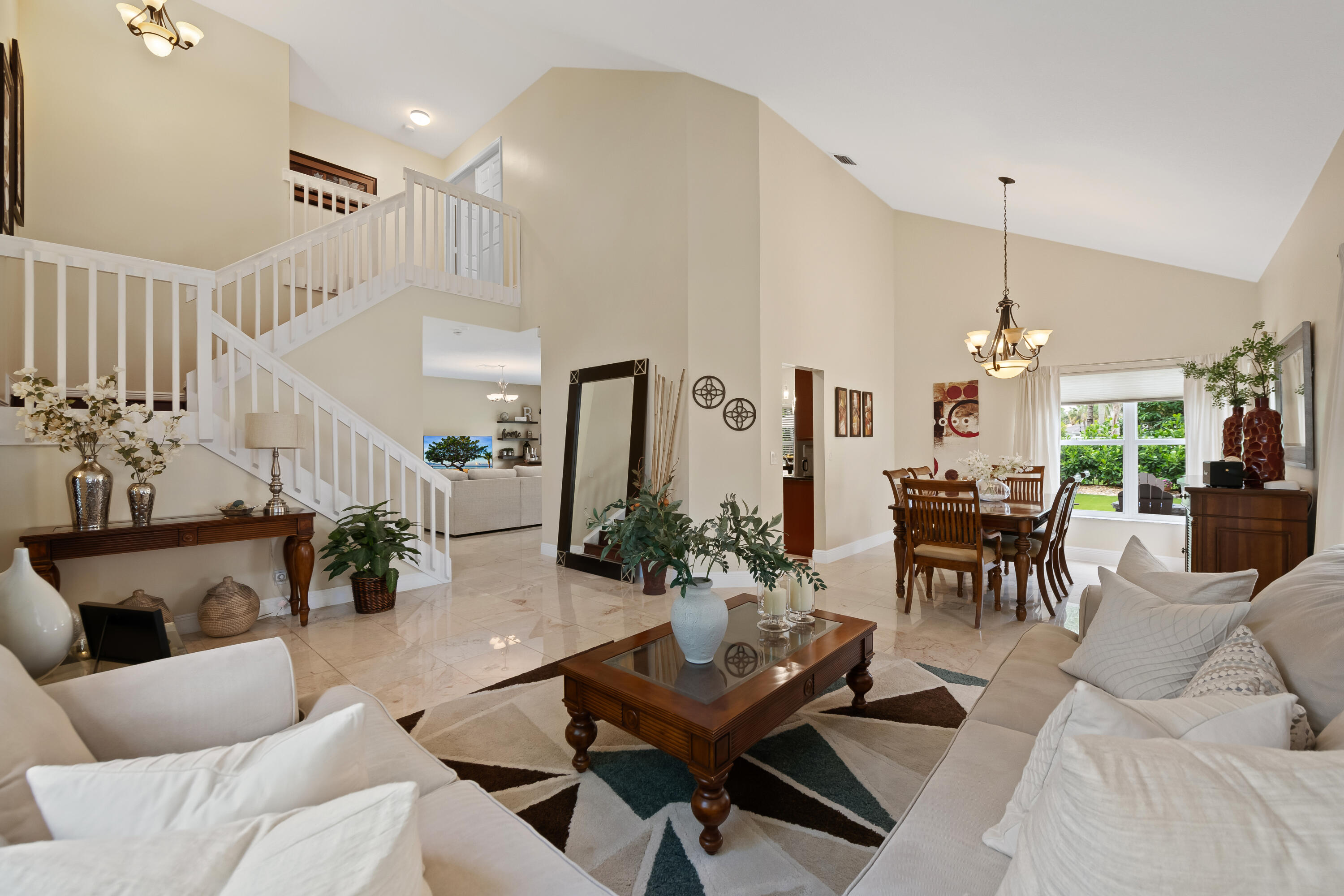 10927 La Salinas Circle Property Photo 7