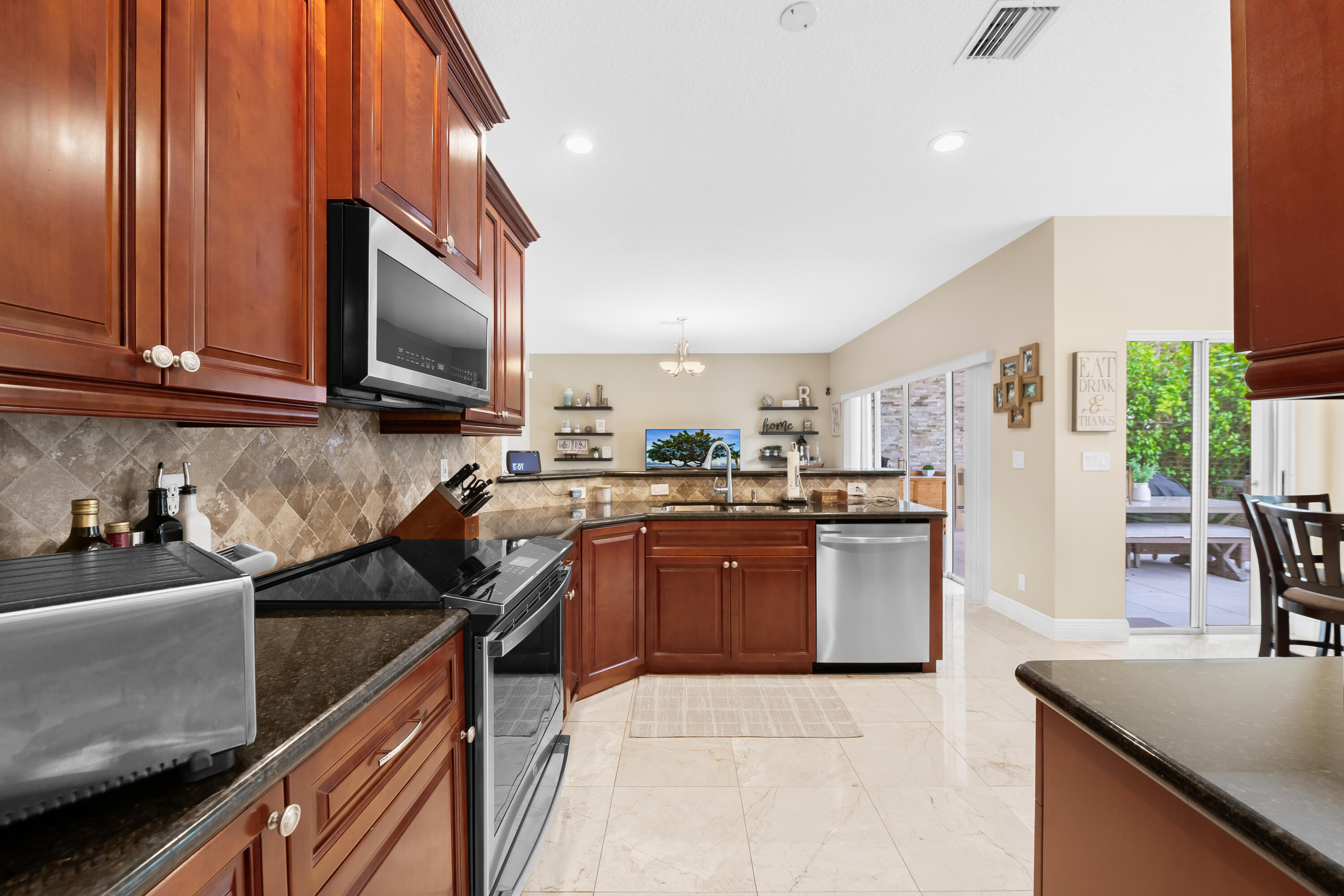10927 La Salinas Circle Property Photo 18