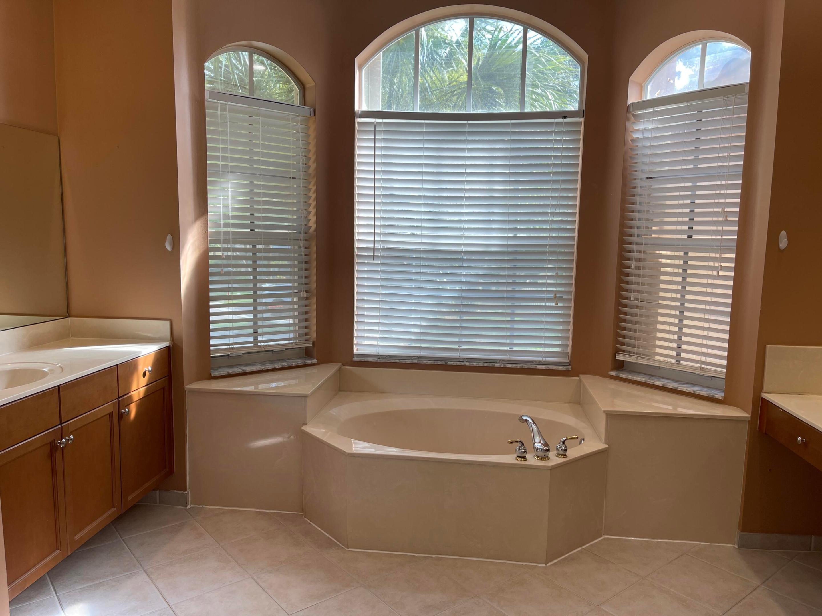 9828 Stover Way Property Photo 19