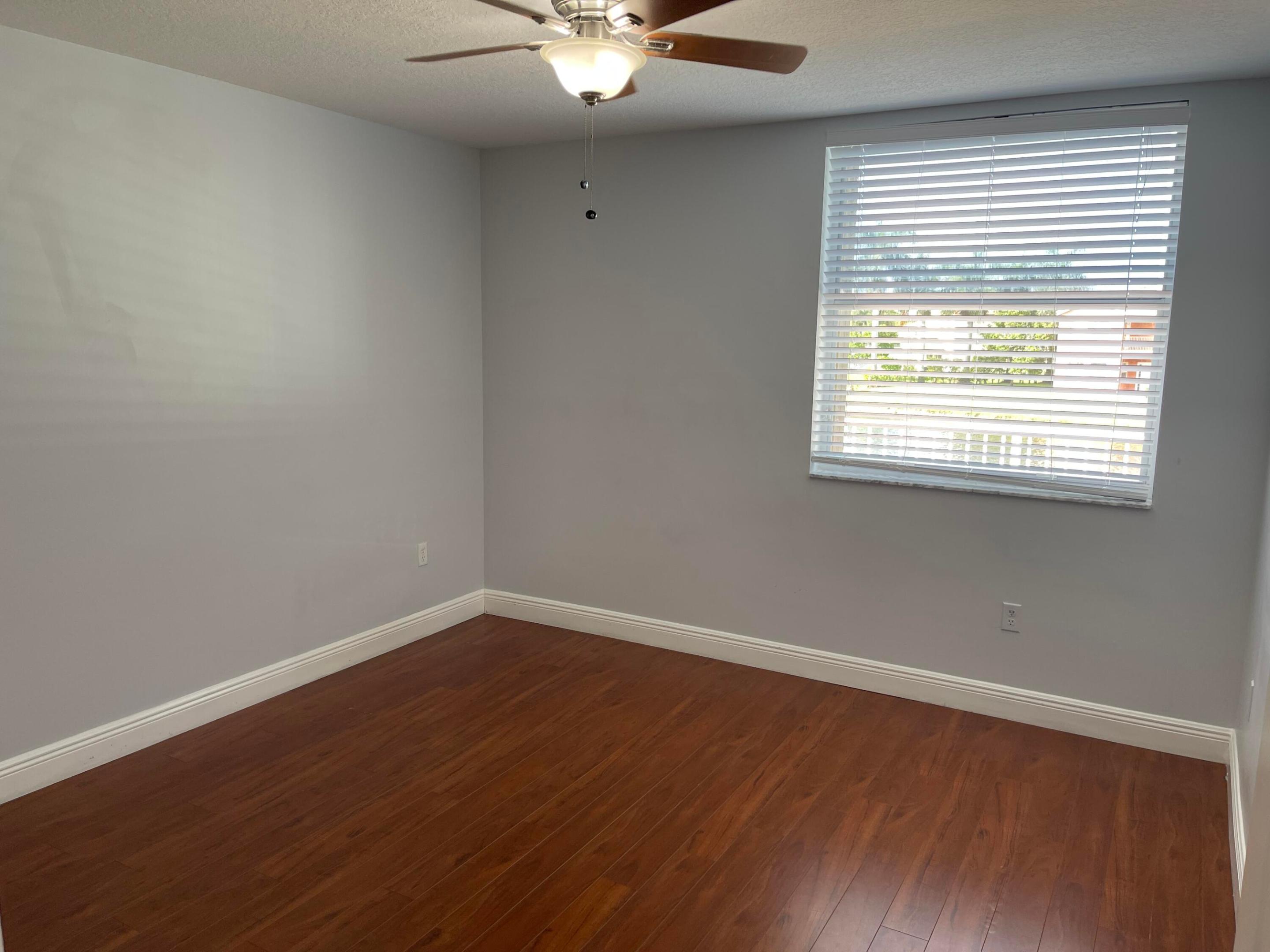 9828 Stover Way Property Photo 22