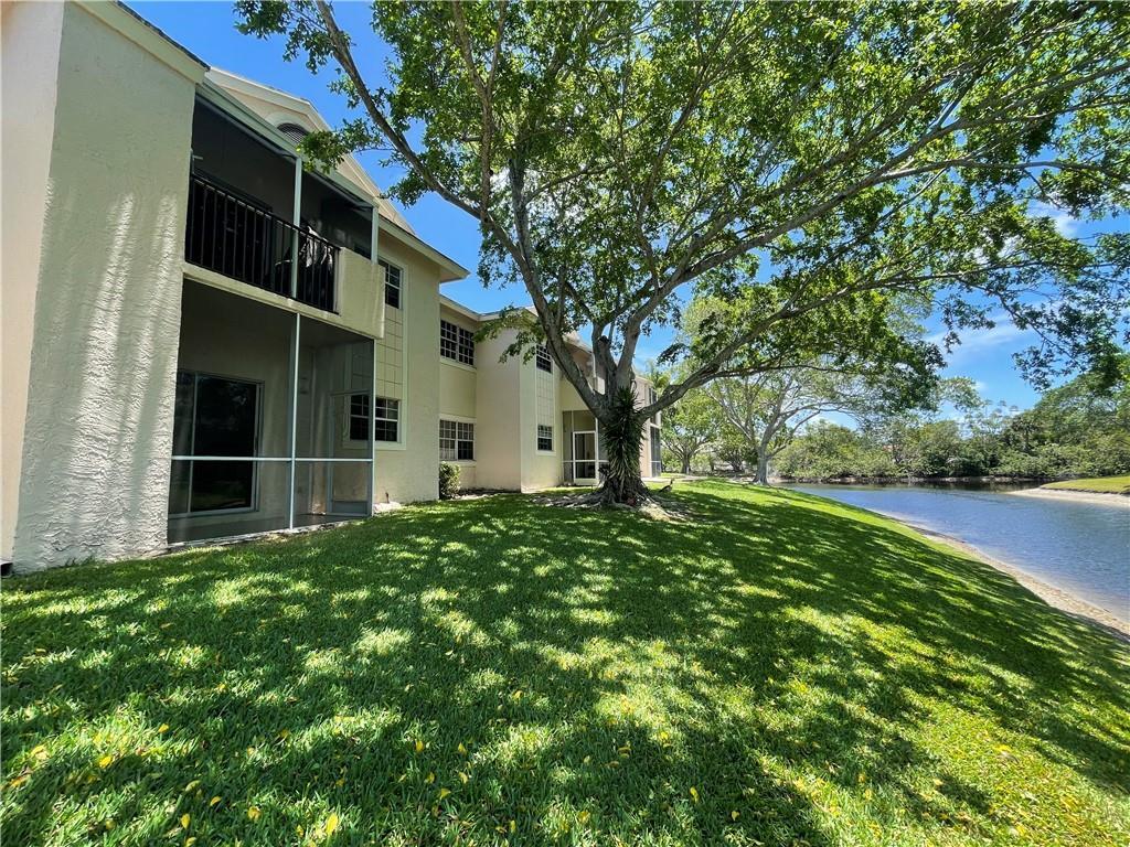 640 Cypress Club Way J12 Property Photo 3