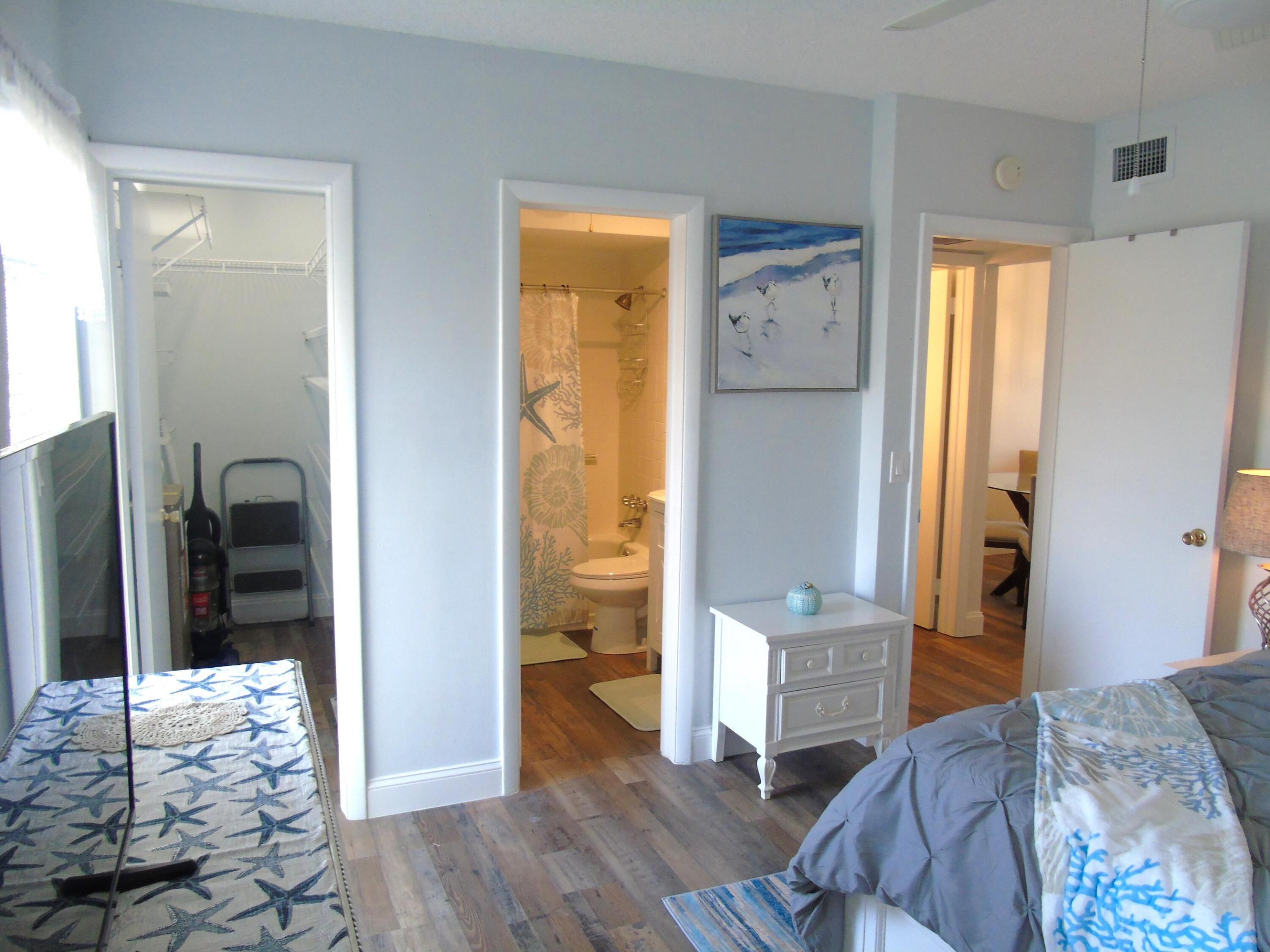 309 Circle Drive S 204 Property Photo 19