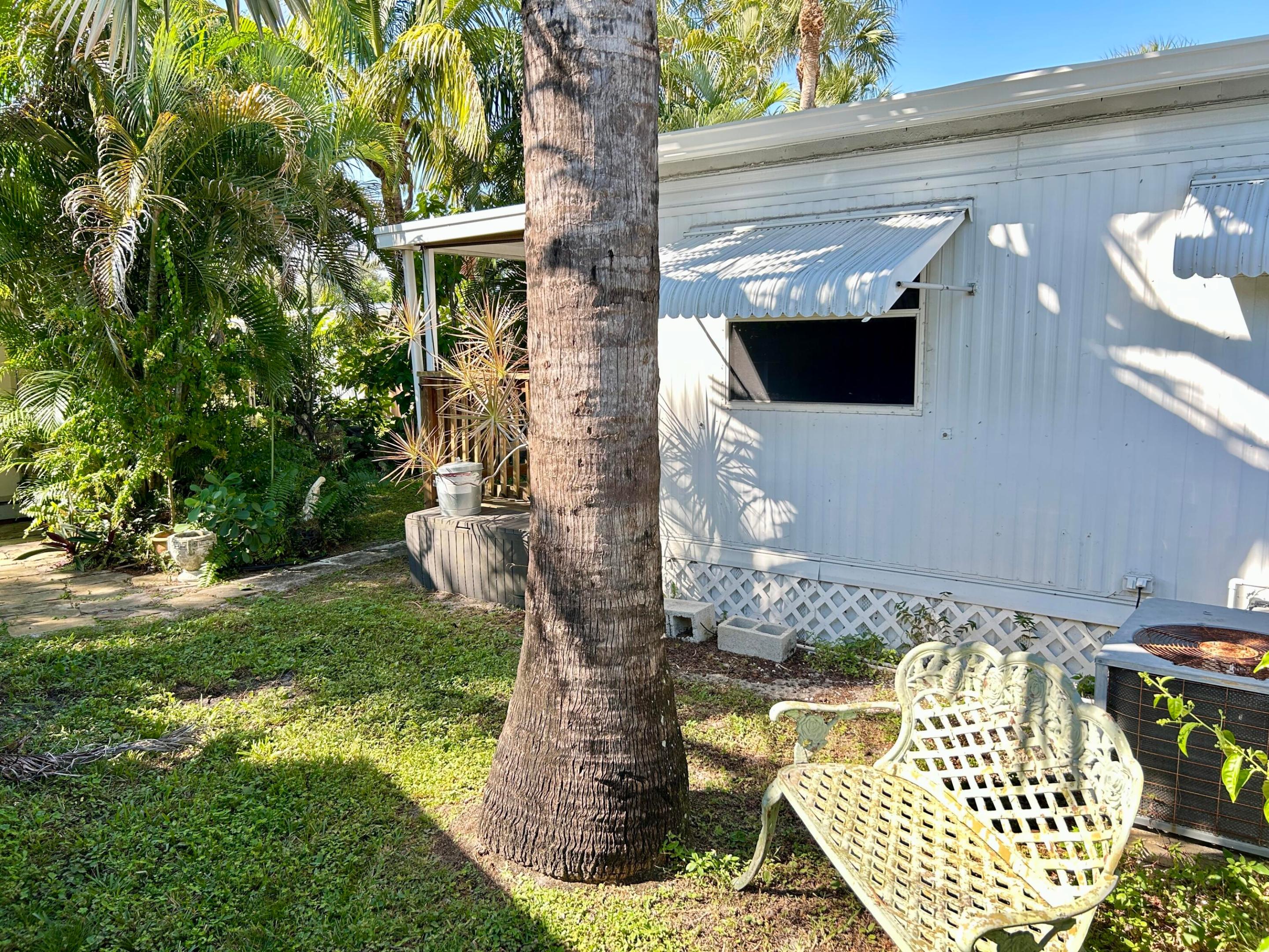 425 Bougainvilla Drive Property Photo 4