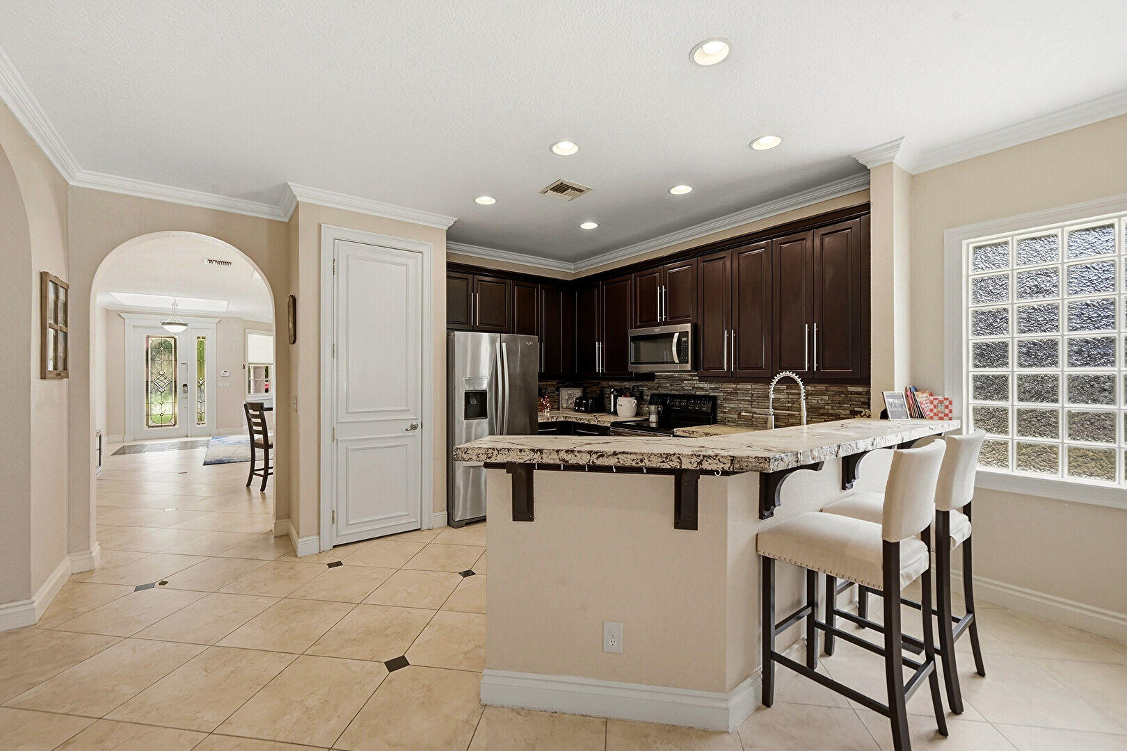 310 Venice Boulevard Property Photo 9