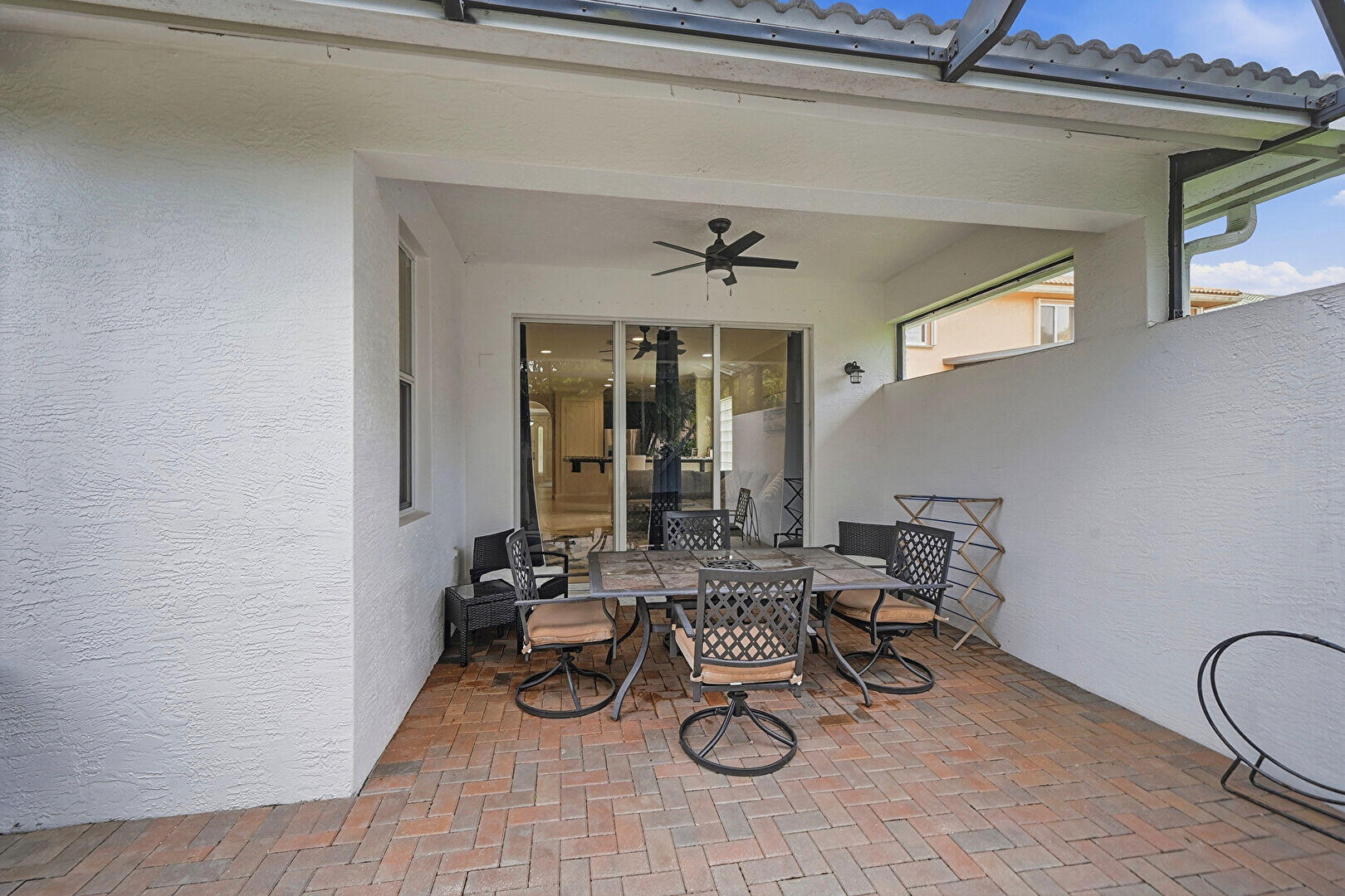 310 Venice Boulevard Property Photo 33