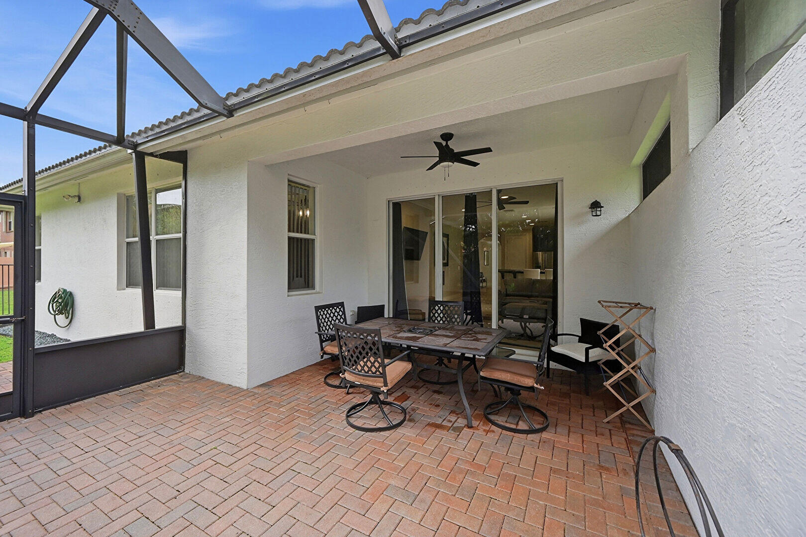 310 Venice Boulevard Property Photo 36