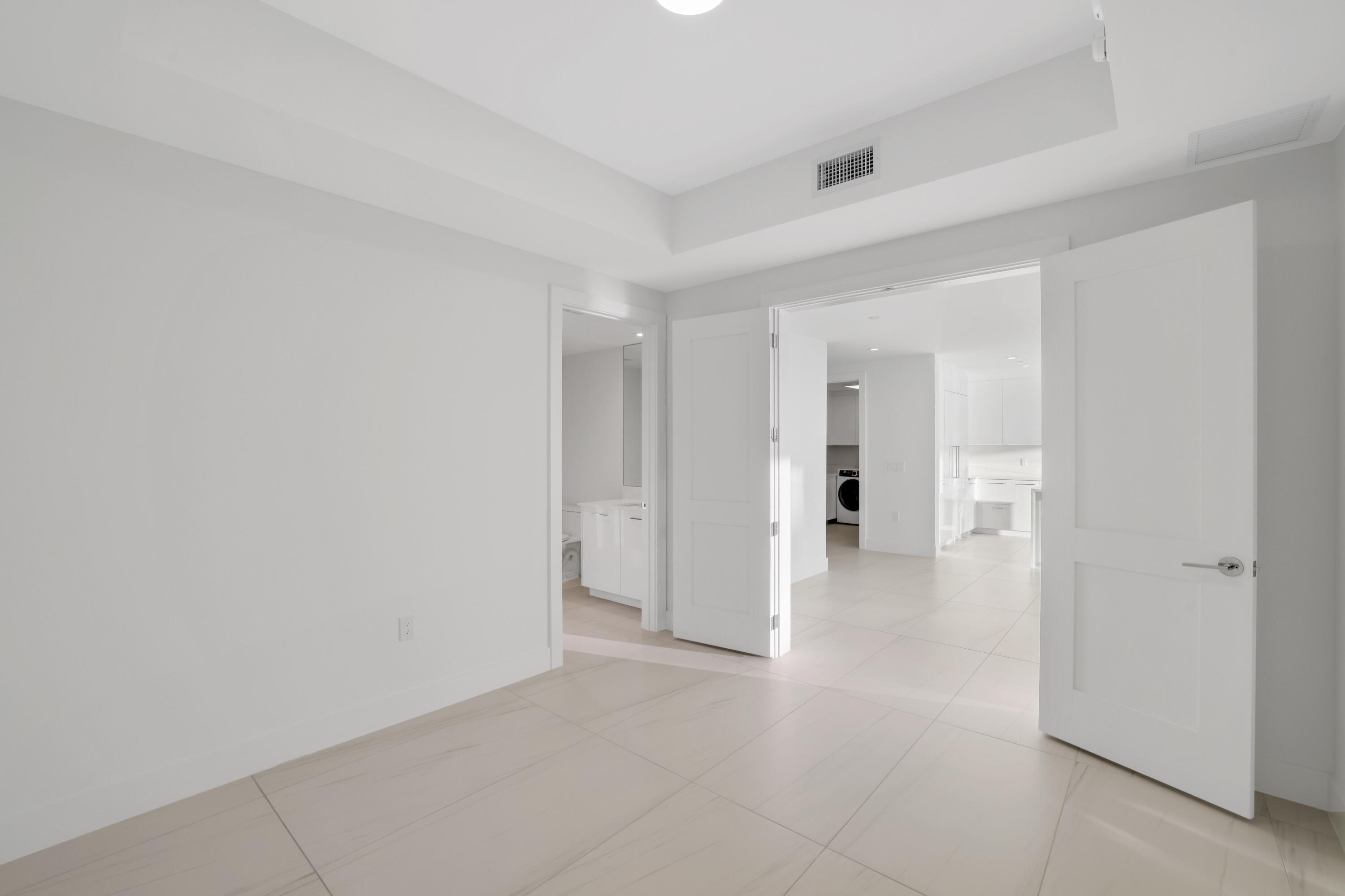 153 N Seabreeze Boulevard 1001 Property Photo 23