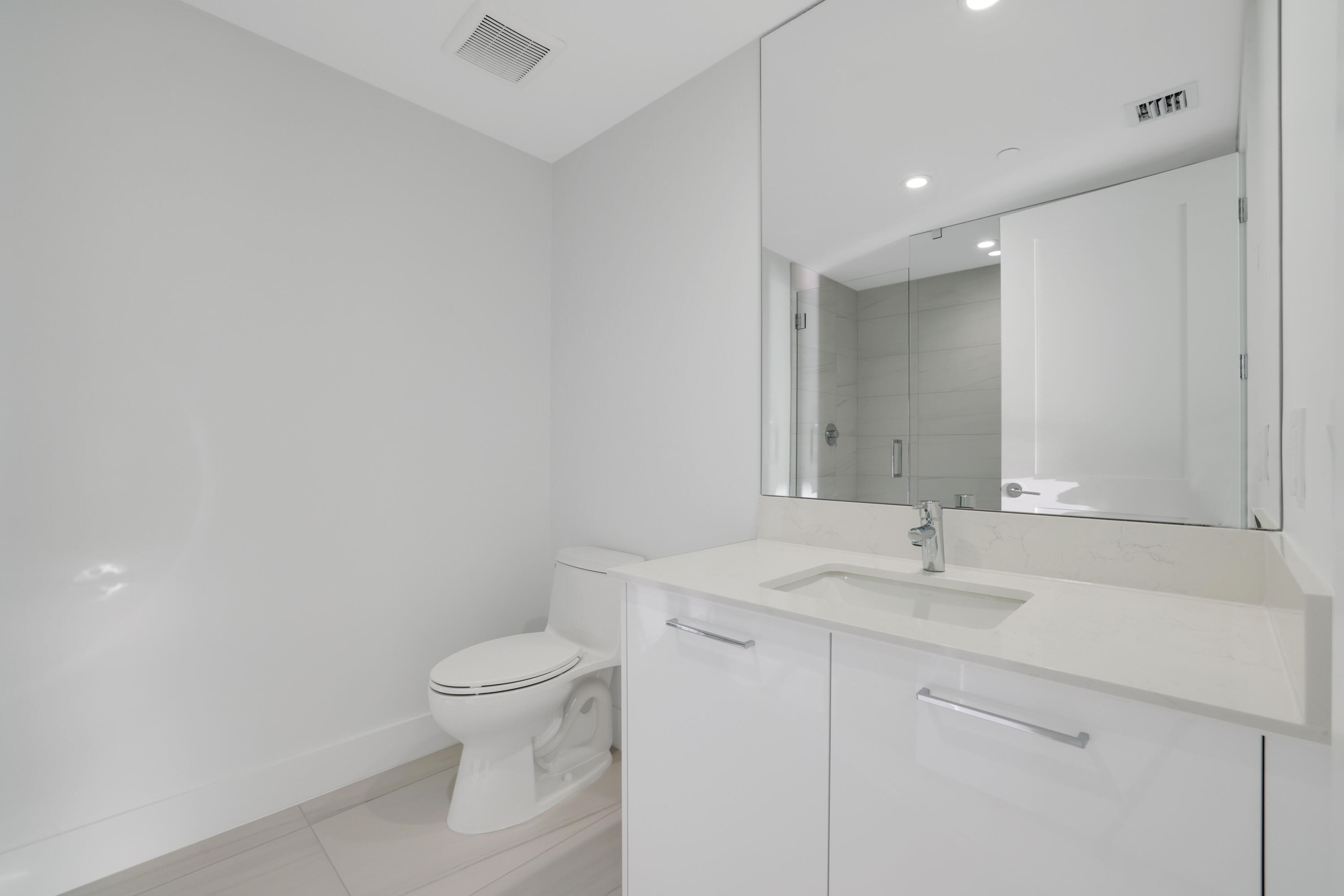 153 N Seabreeze Boulevard 1001 Property Photo 24