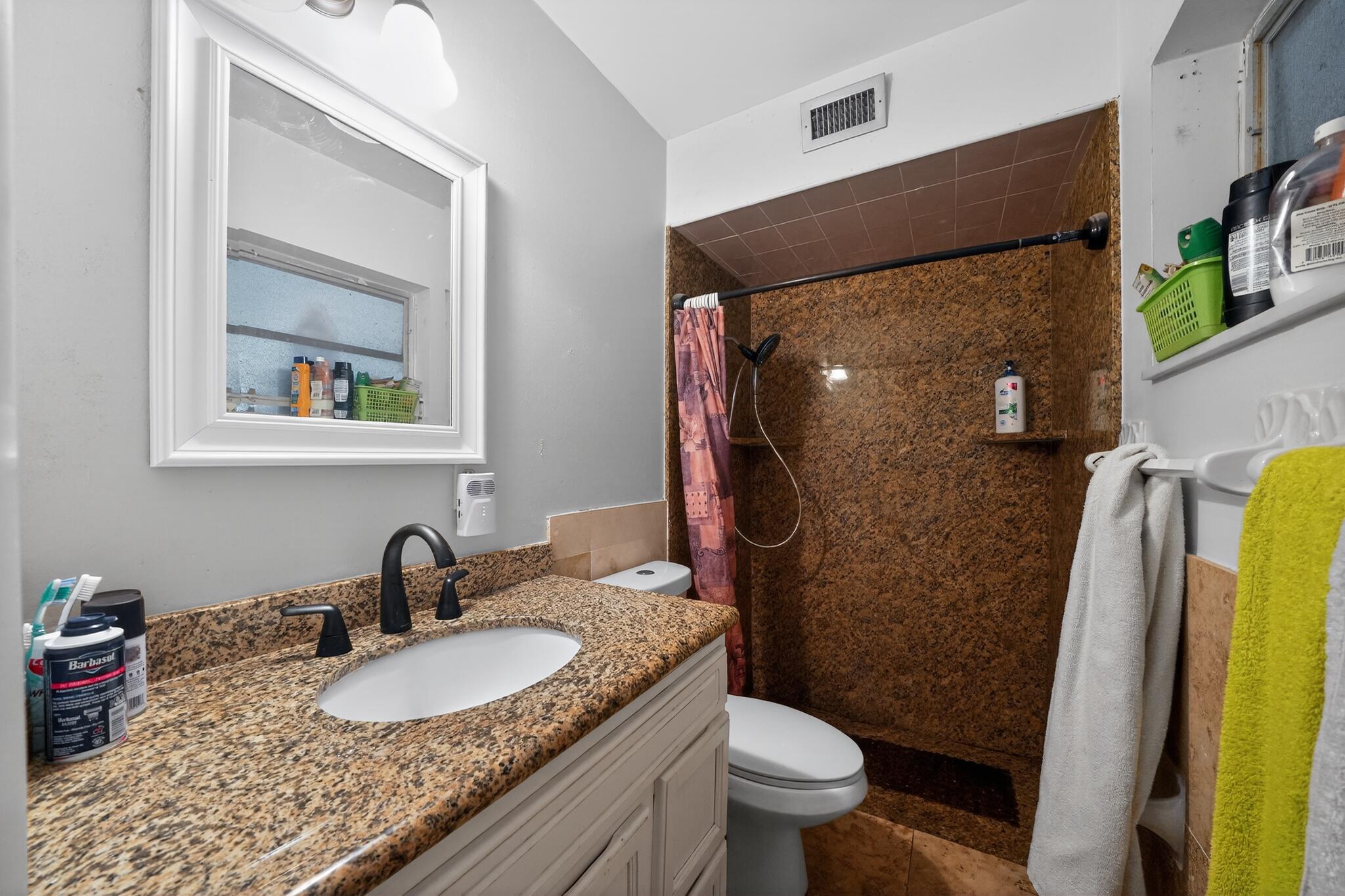 247 Airoso Boulevard Property Photo 17
