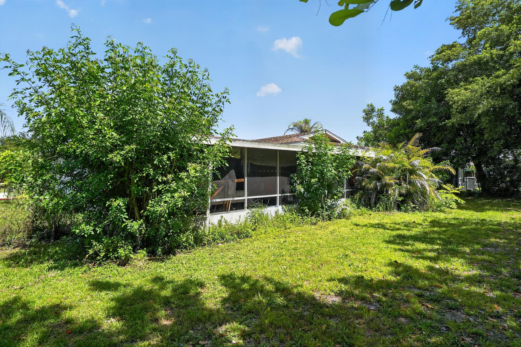 247 Airoso Boulevard Property Photo 29