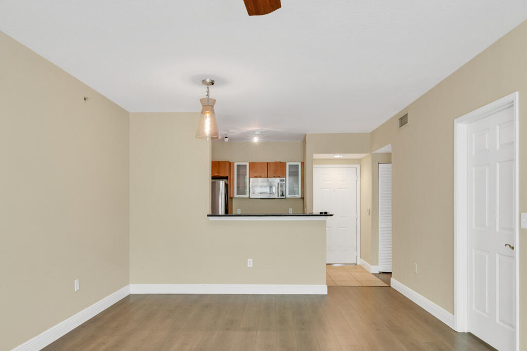 700 E Boynton Beach Boulevard 407 Property Photo 7