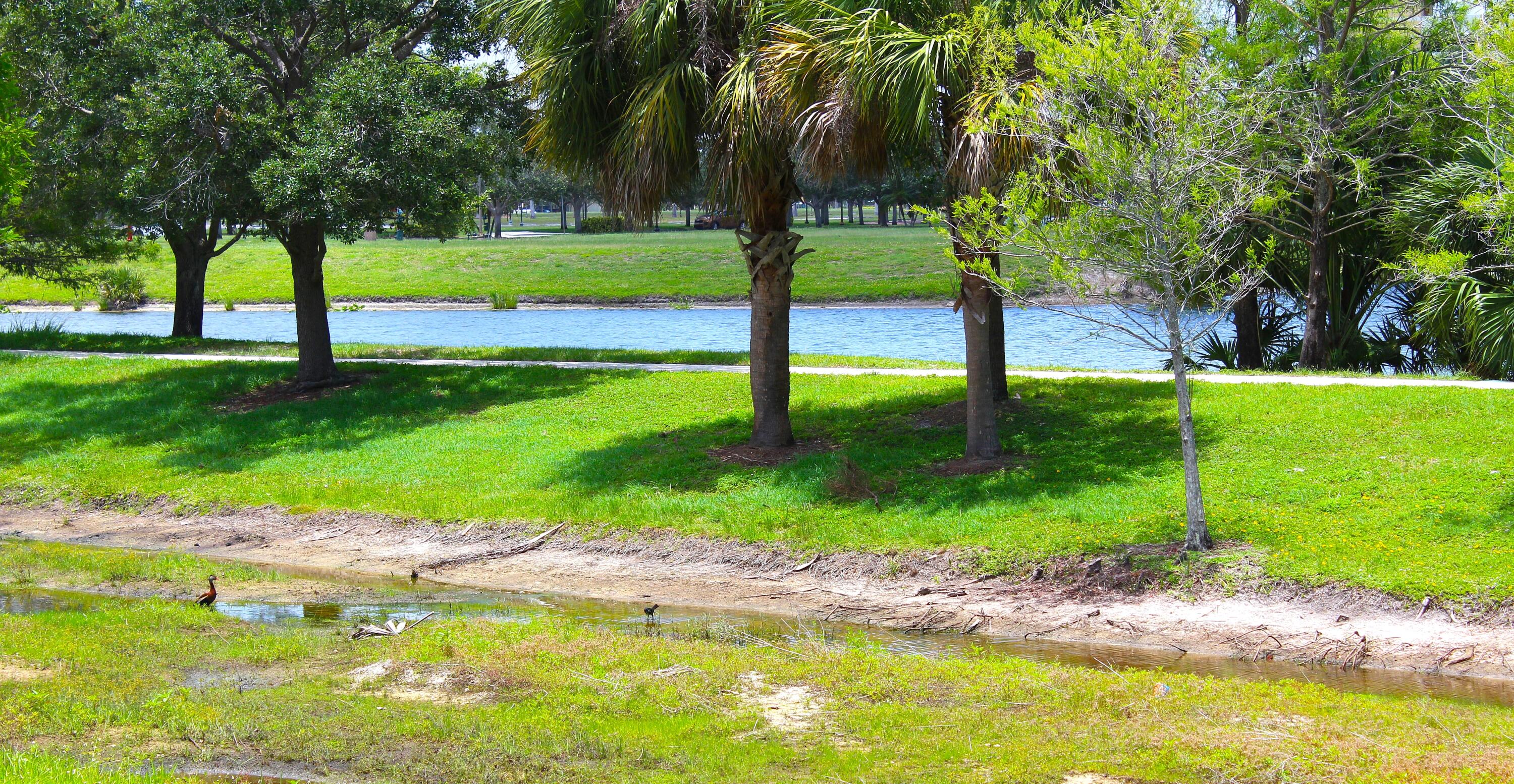 1500 Se Royal Green Circle 102 Property Photo 1