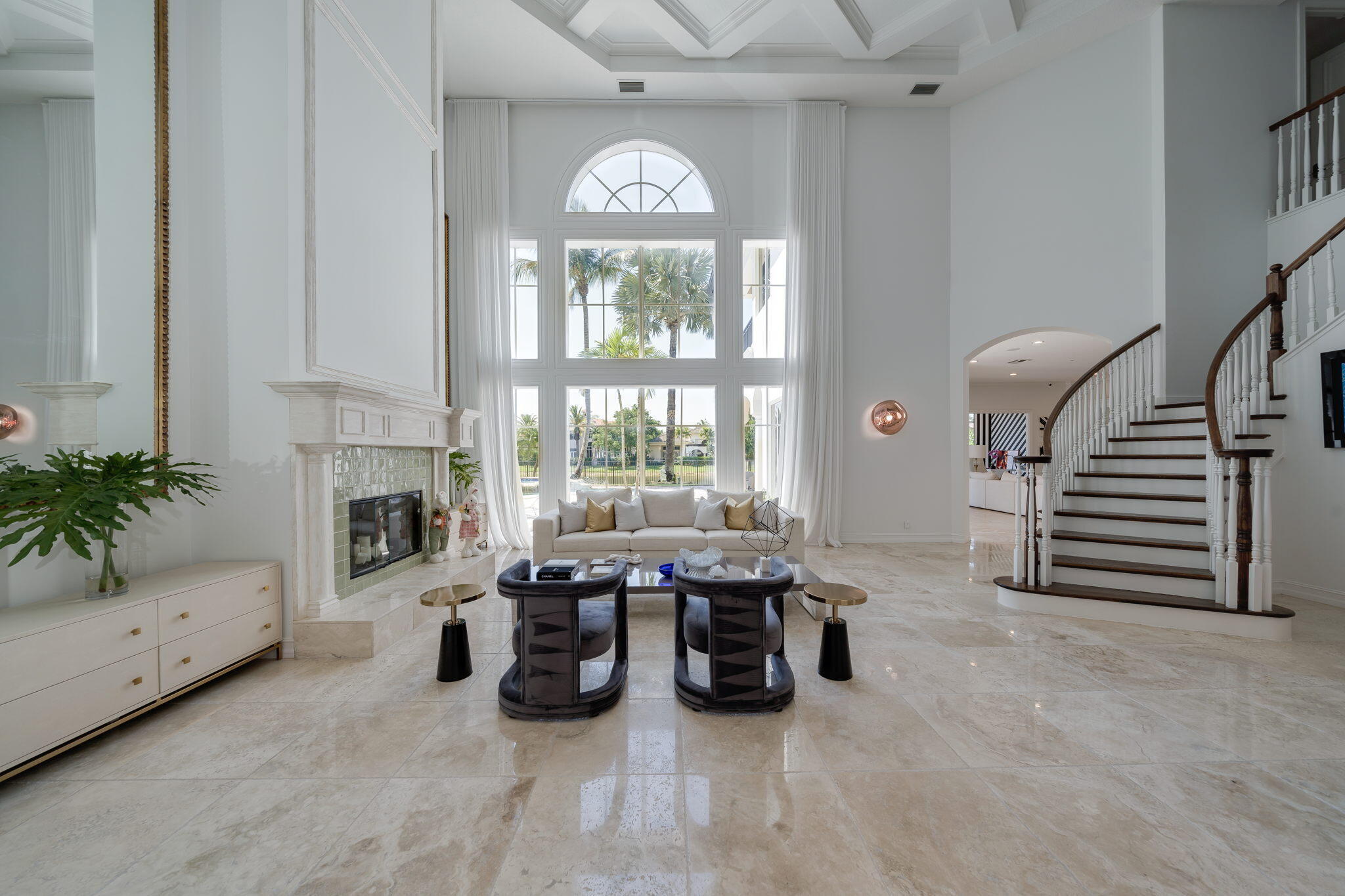 17593 Middle Lake Drive Property Photo 6