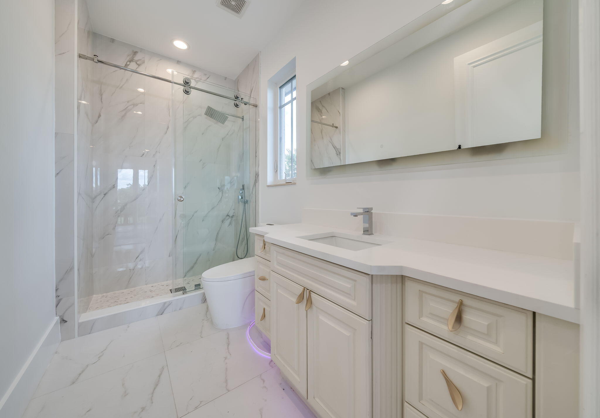 17593 Middle Lake Drive Property Photo 64