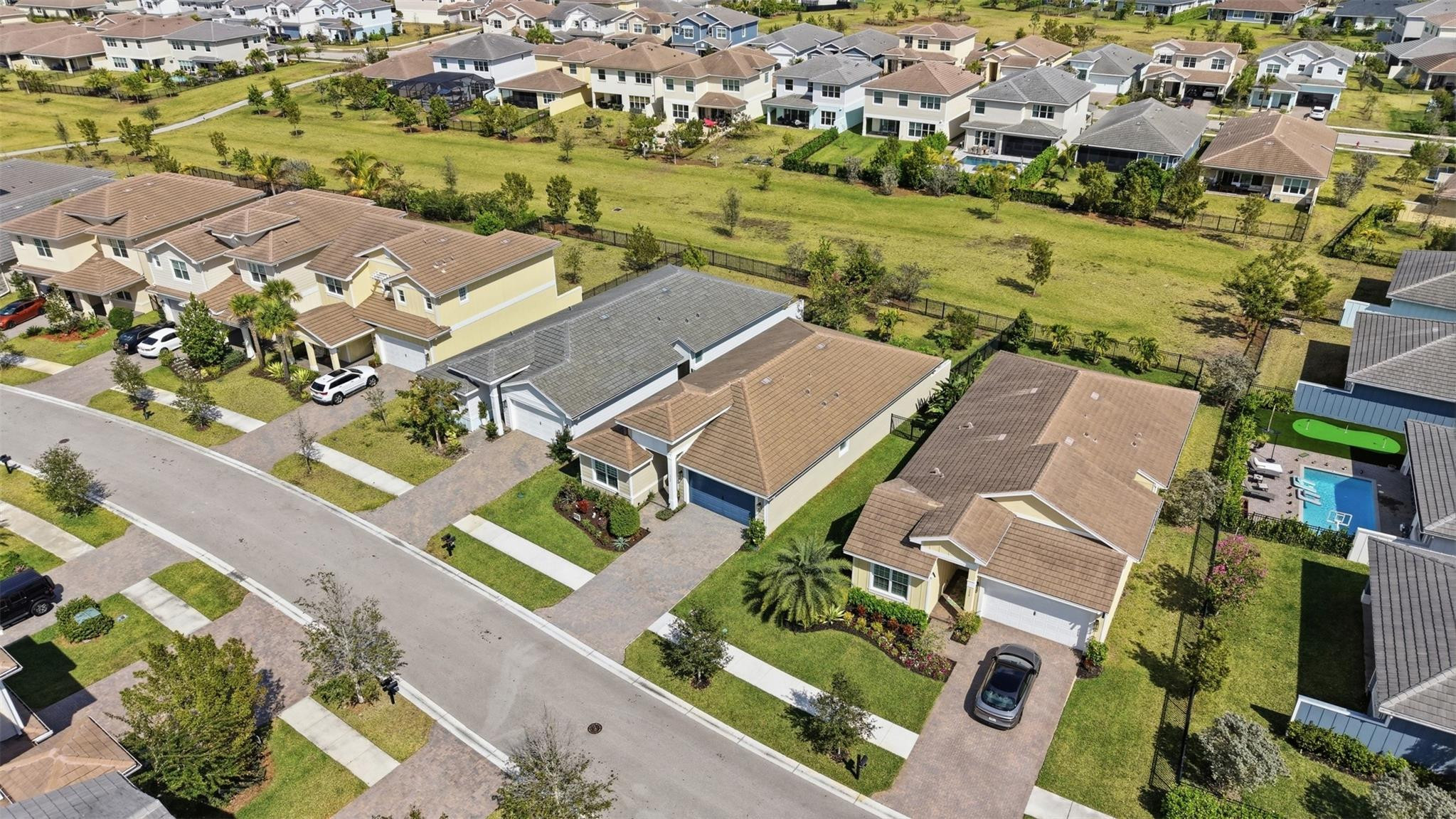 1342 Harvester Crossing Property Photo 49