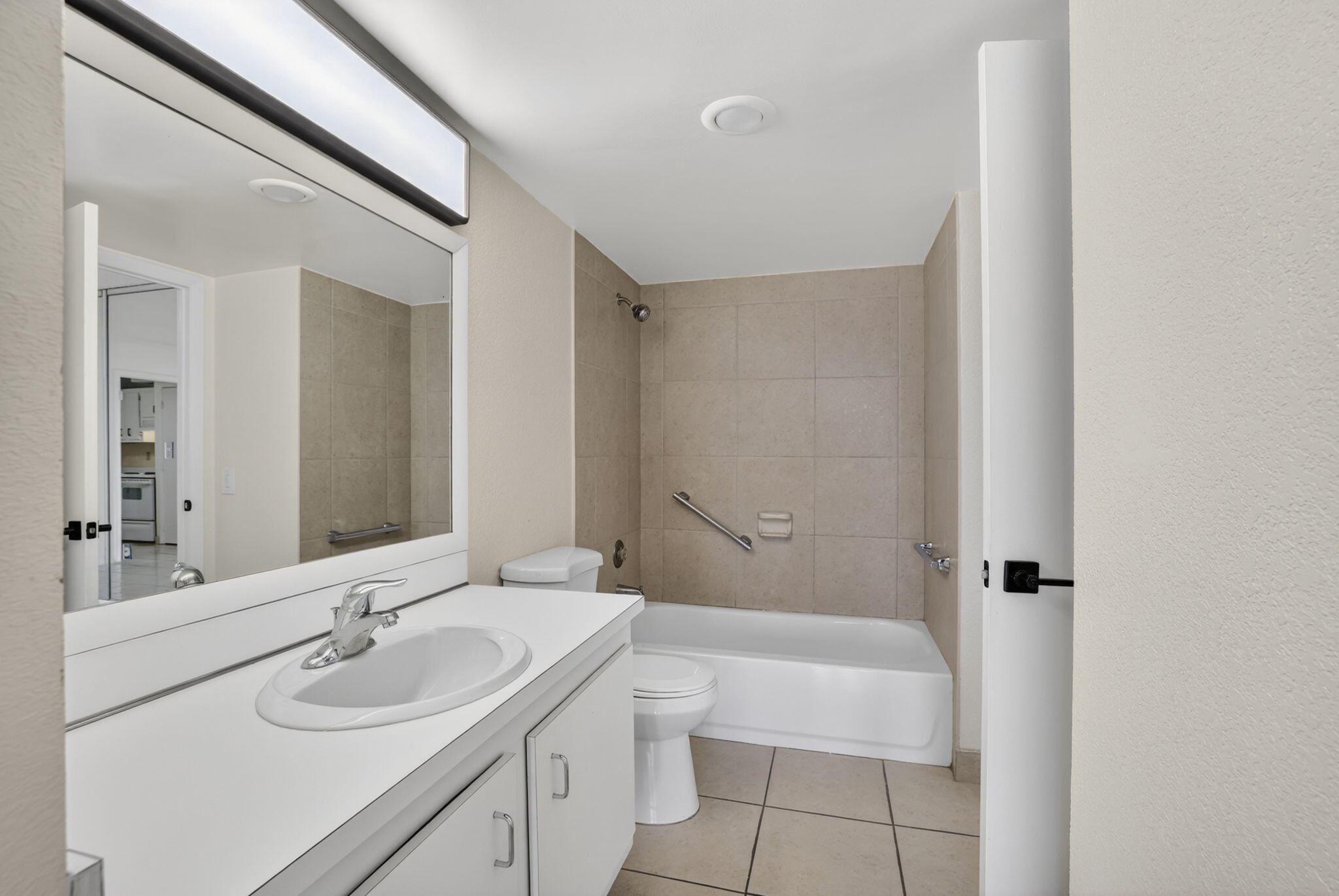 4174 Inverrary Drive 513 Property Photo 16