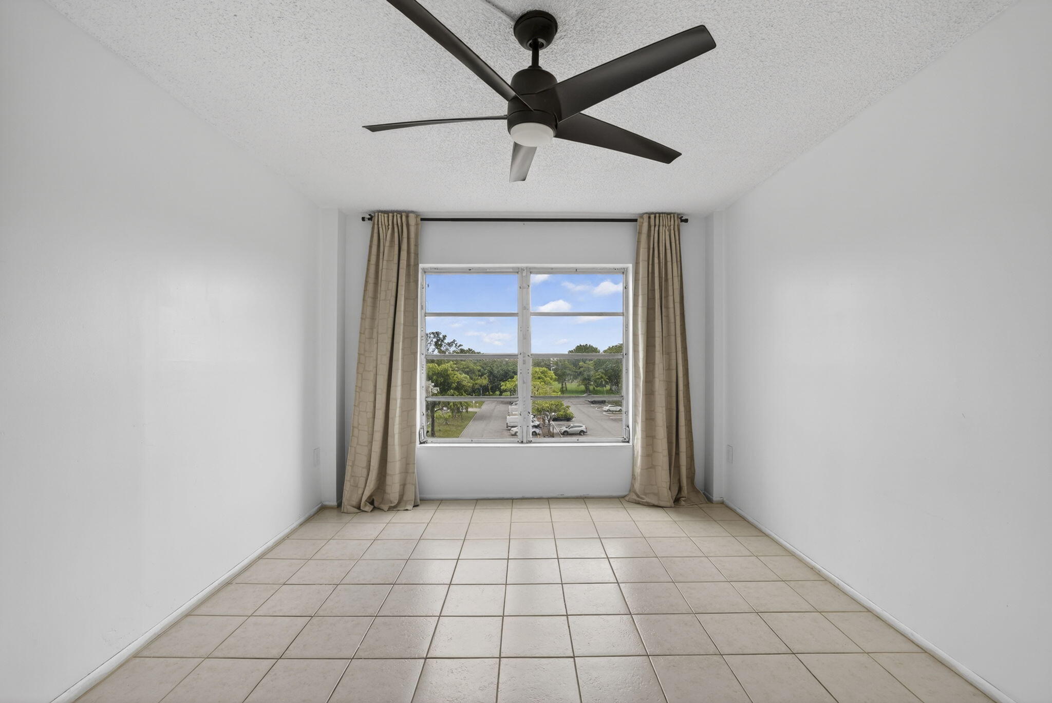 4174 Inverrary Drive 513 Property Photo 27