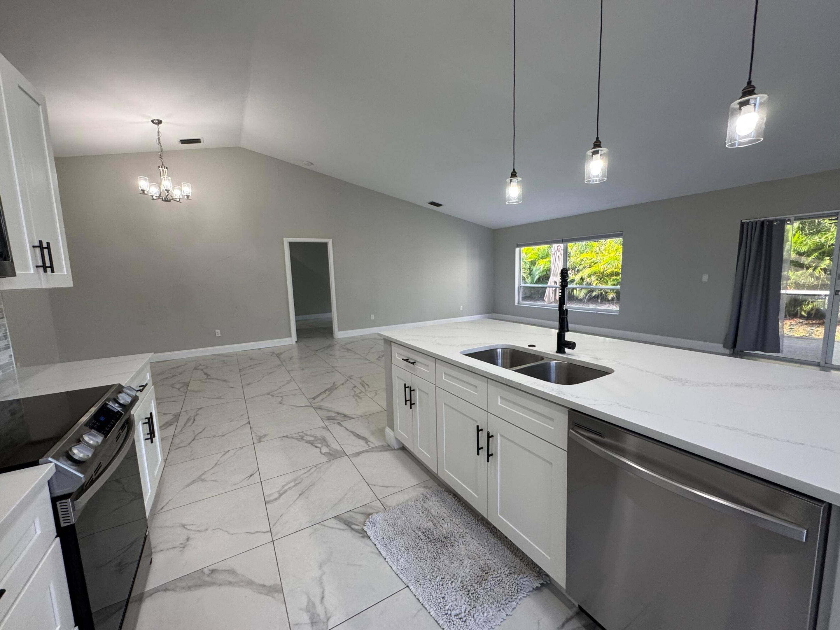 18750 Caspian Circle Property Photo 27