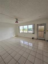 4058 E Harwood E 4058 Property Photo 2