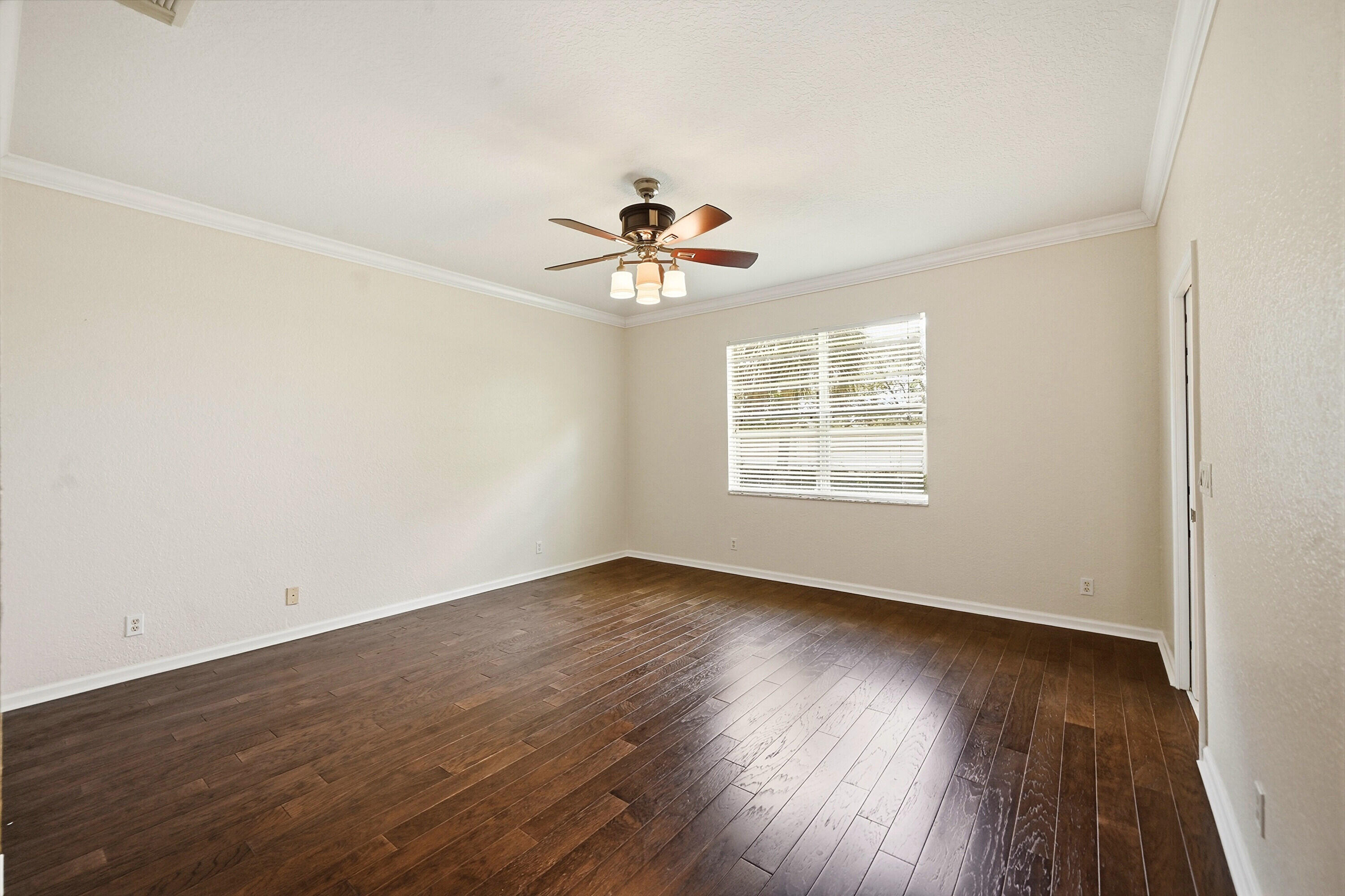 421 Gazetta Way Property Photo 40