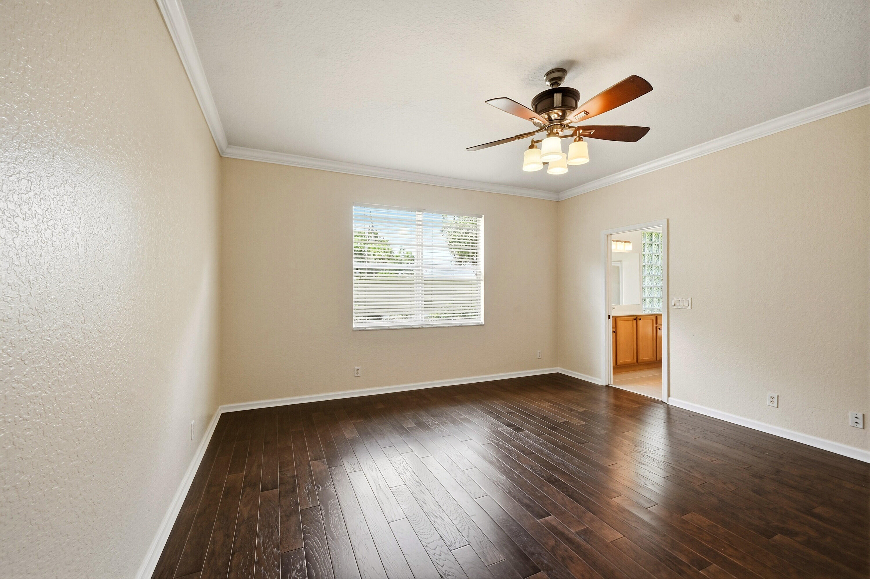 421 Gazetta Way Property Photo 44