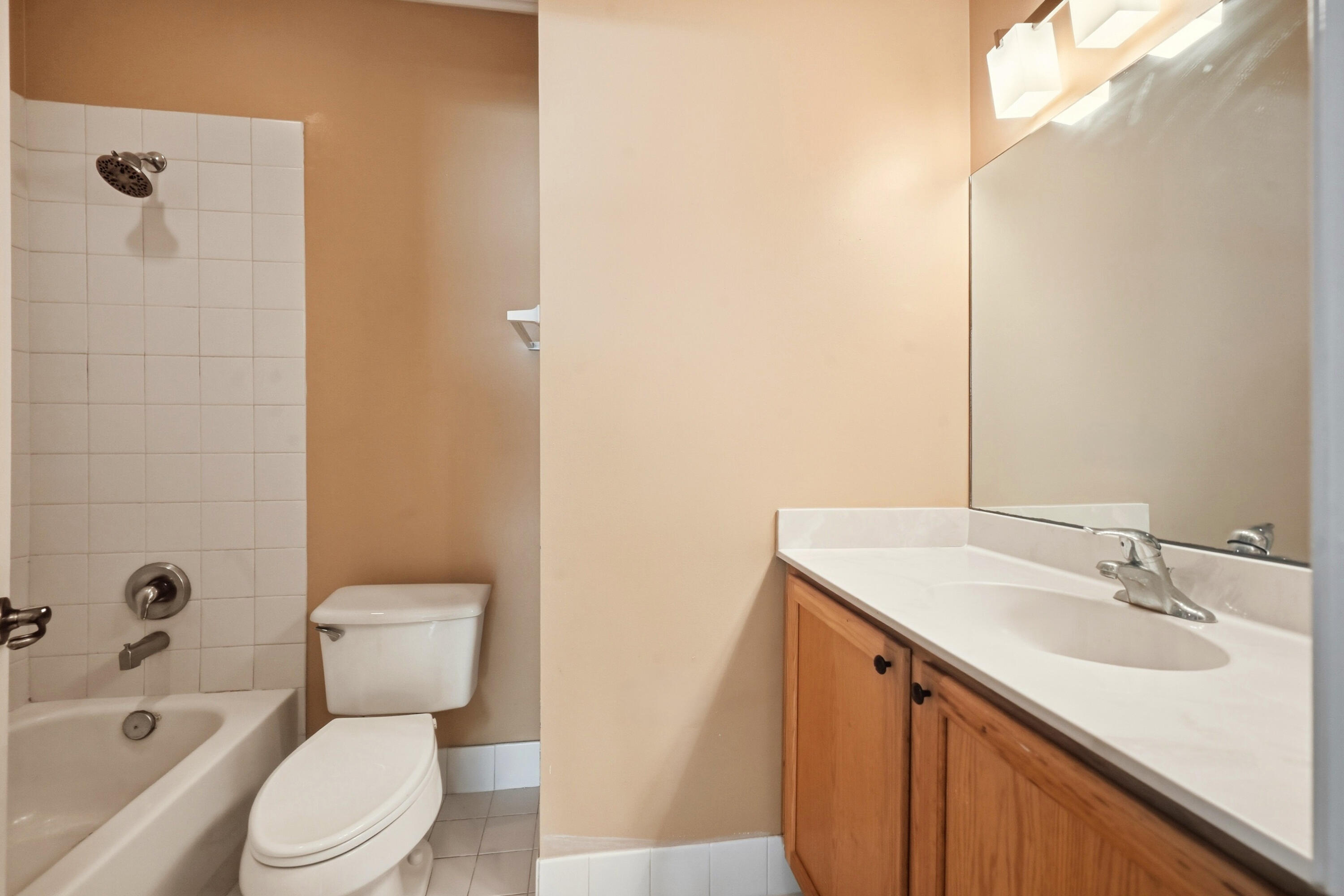 421 Gazetta Way Property Photo 47