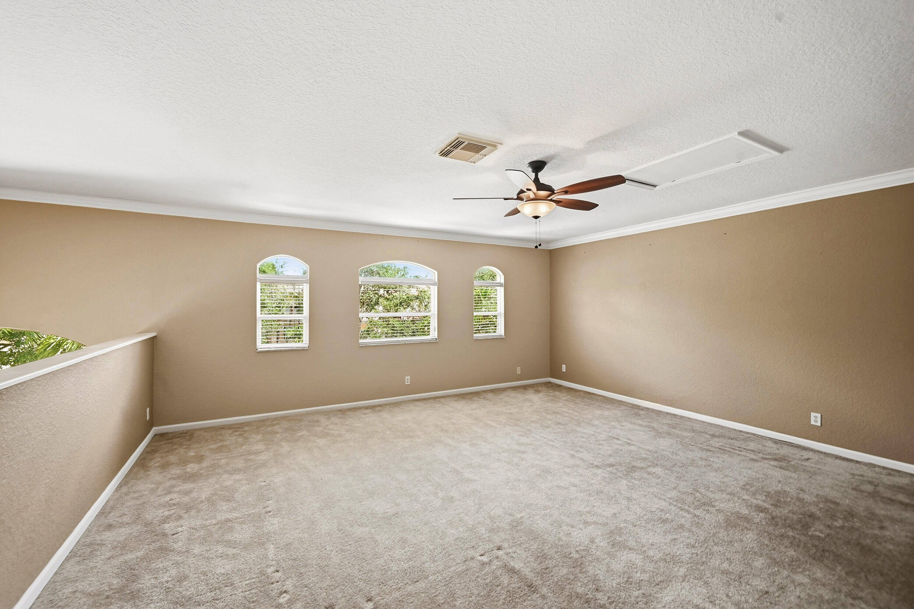 421 Gazetta Way Property Photo 48