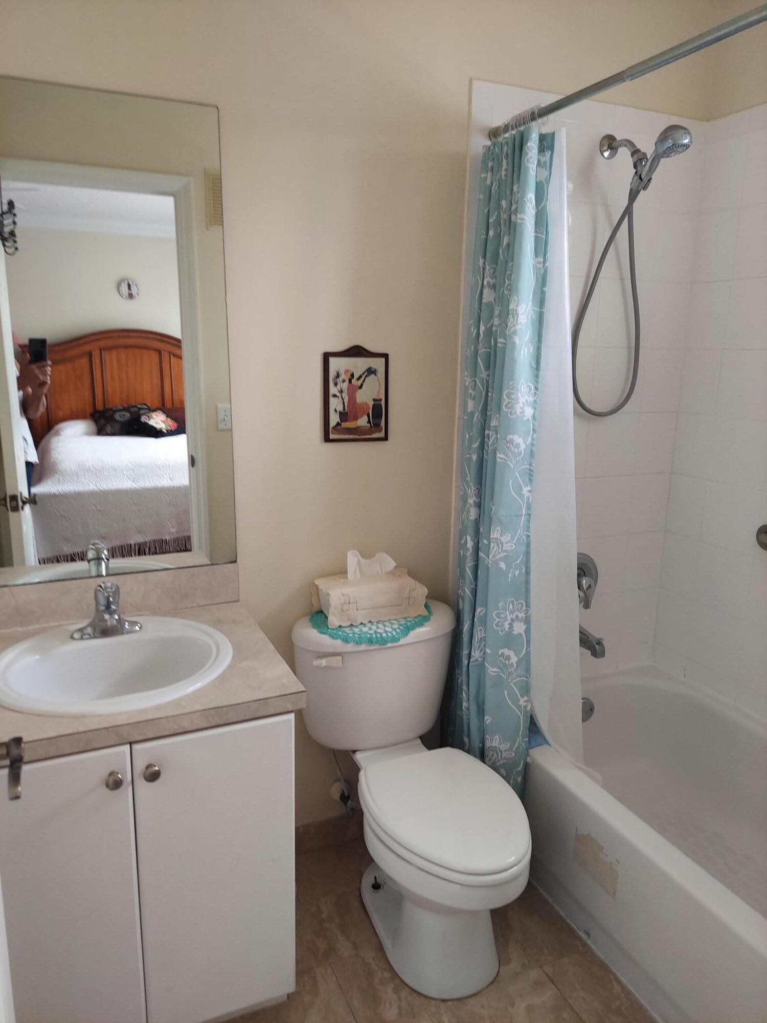2208 Se 24th Place Property Photo 12