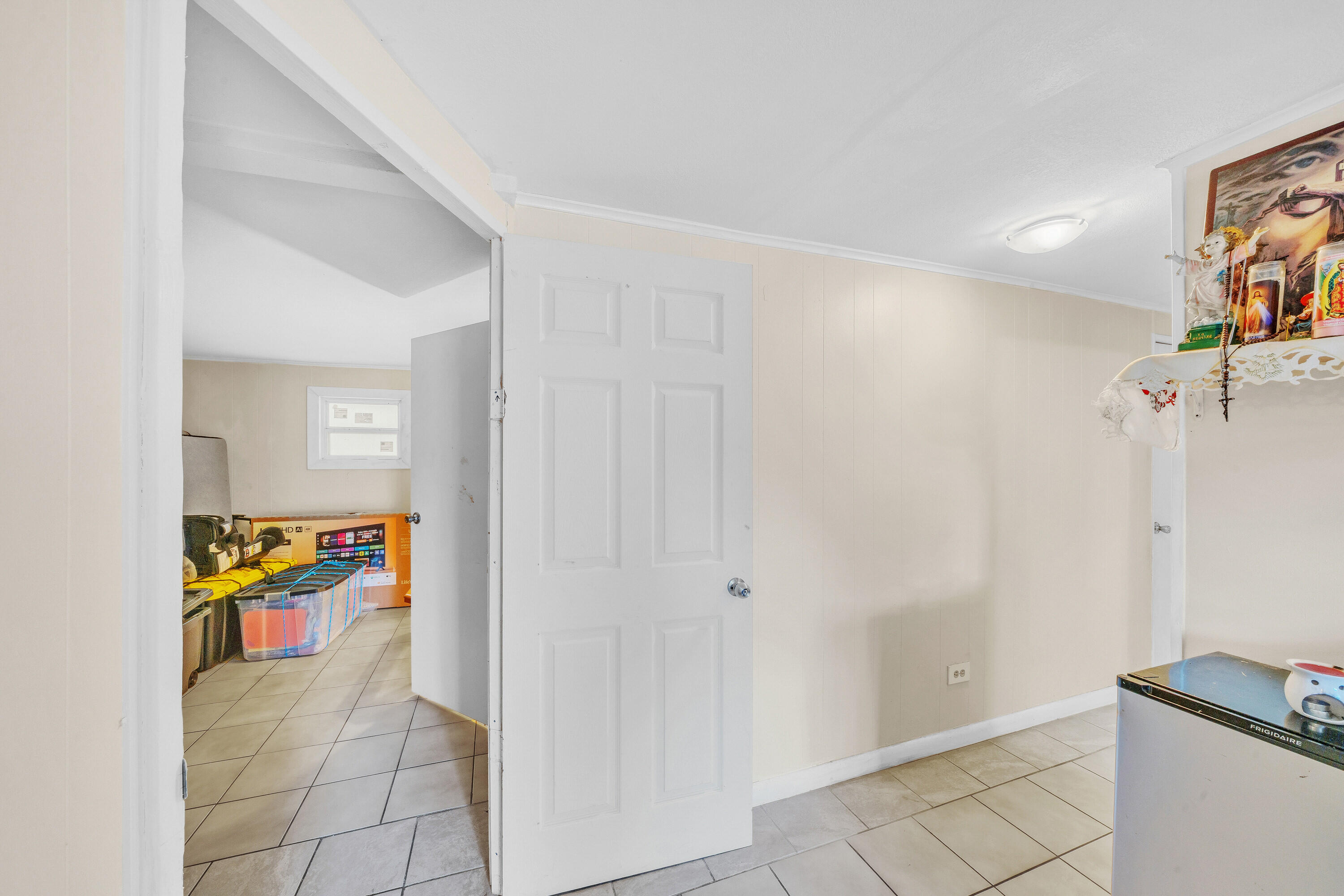 32 Lisa Lane Property Photo 17