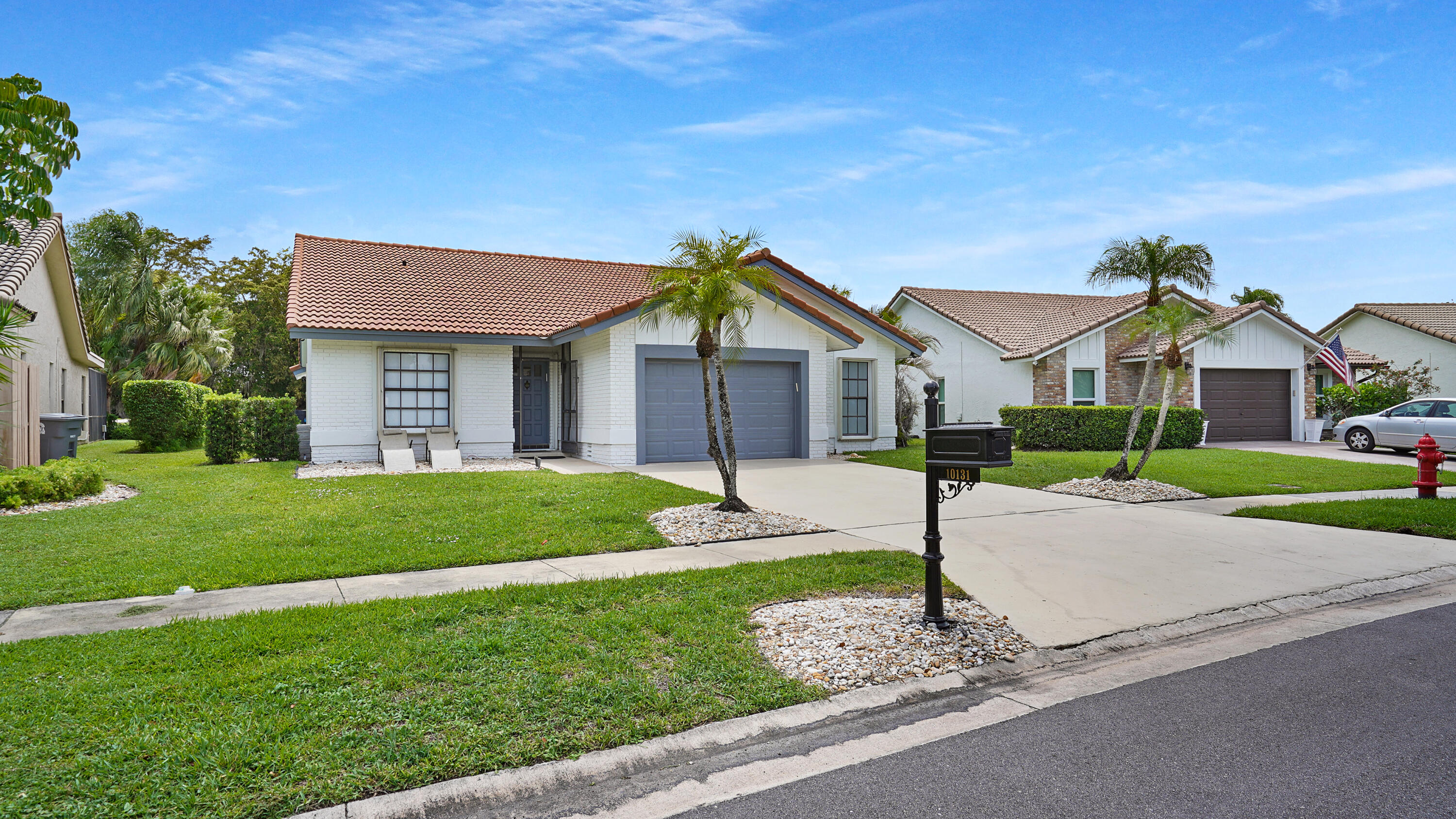 10131 Camelback Lane Property Photo 5