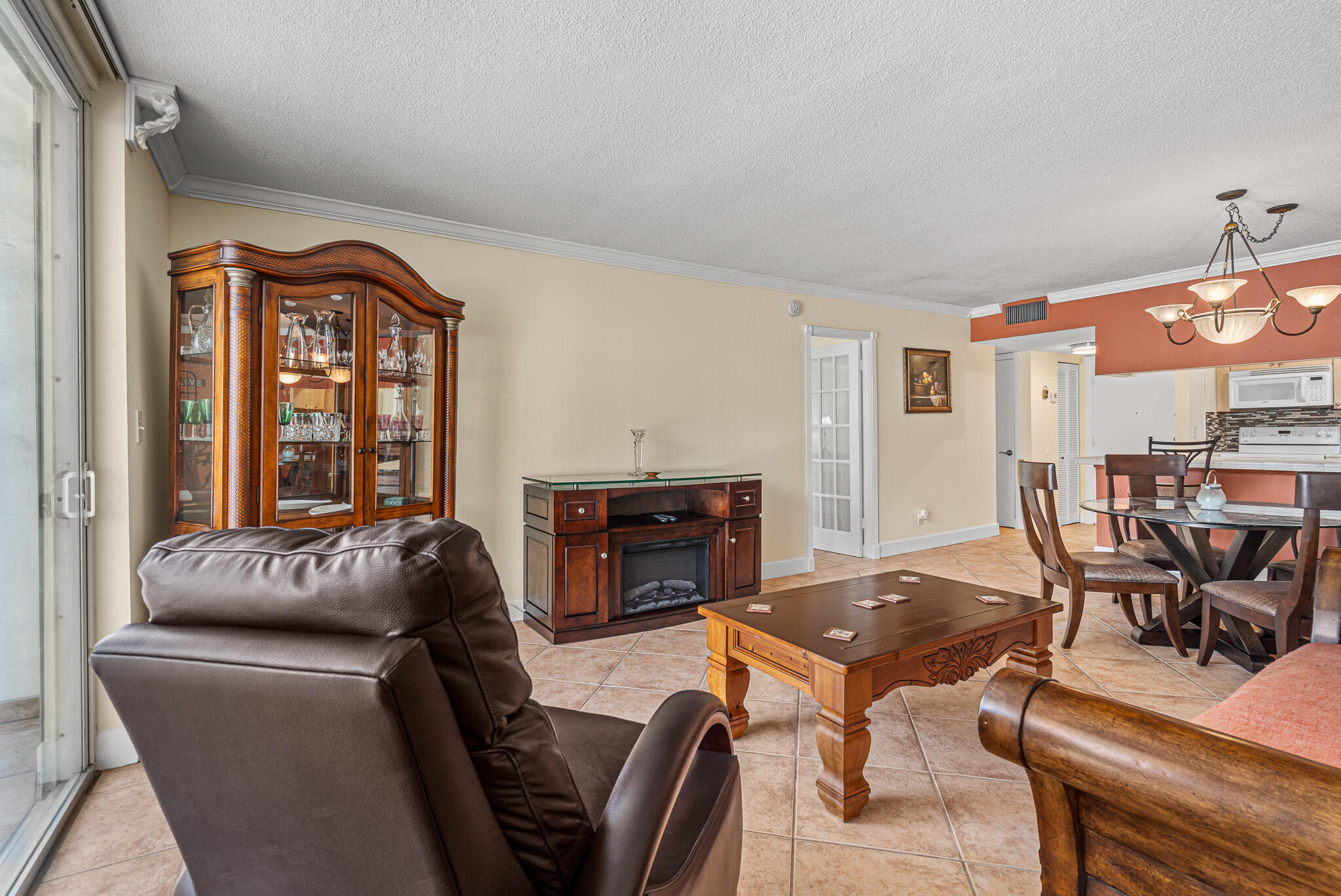 1801 S Ocean Drive Unit 332 Property Photo 6