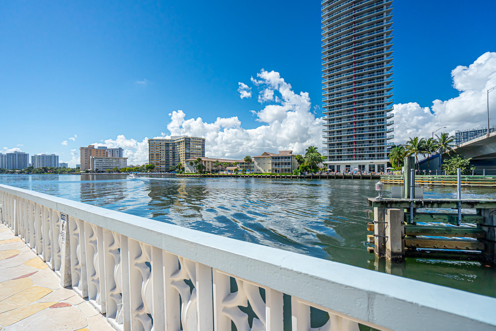 1801 S Ocean Drive Unit 332 Property Photo 33