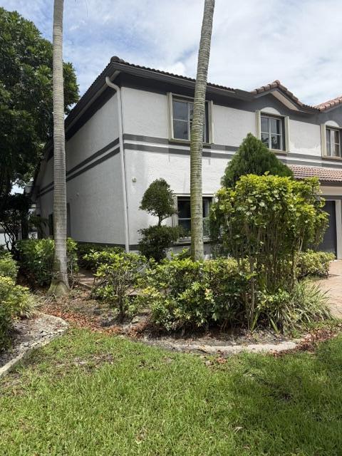 2440 Nw 99th Way Property Photo 2