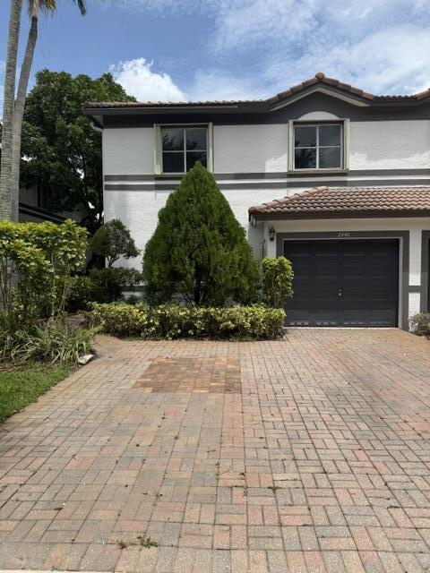 2440 Nw 99th Way Property Photo 3