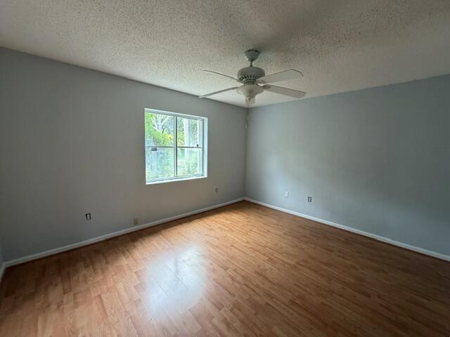 2440 Nw 99th Way Property Photo 11