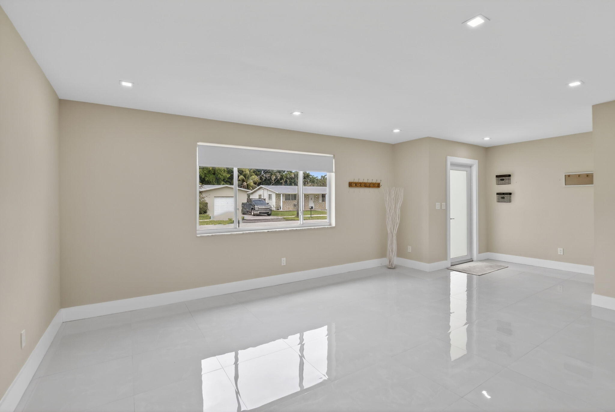 12411 Sw 2nd Street Property Photo 17