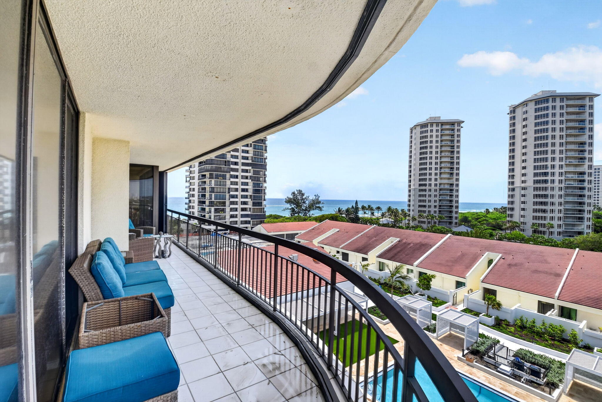 4100 N Ocean Drive 604 Property Photo 2