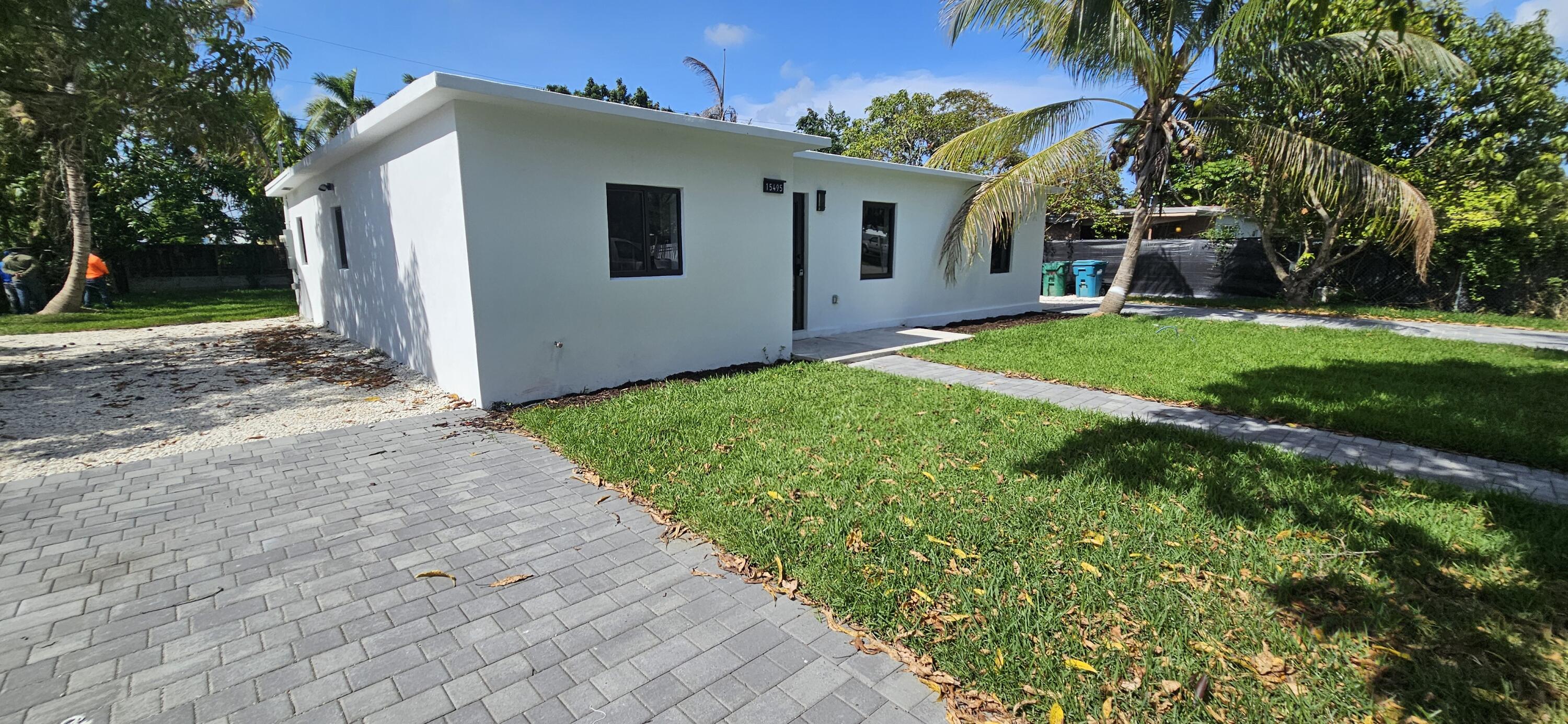 15495 Harrison Drive Property Photo 2
