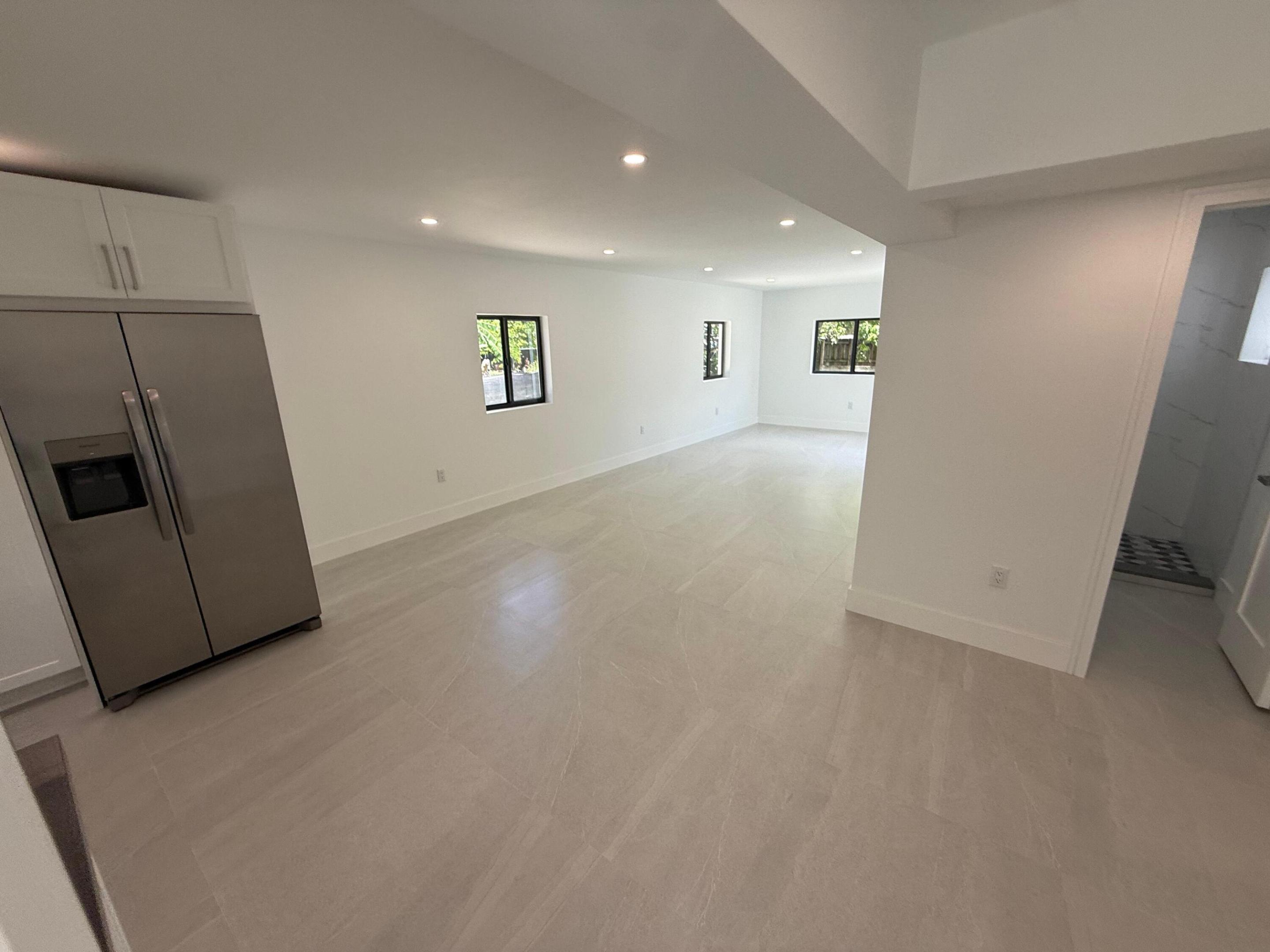 15495 Harrison Drive Property Photo 6