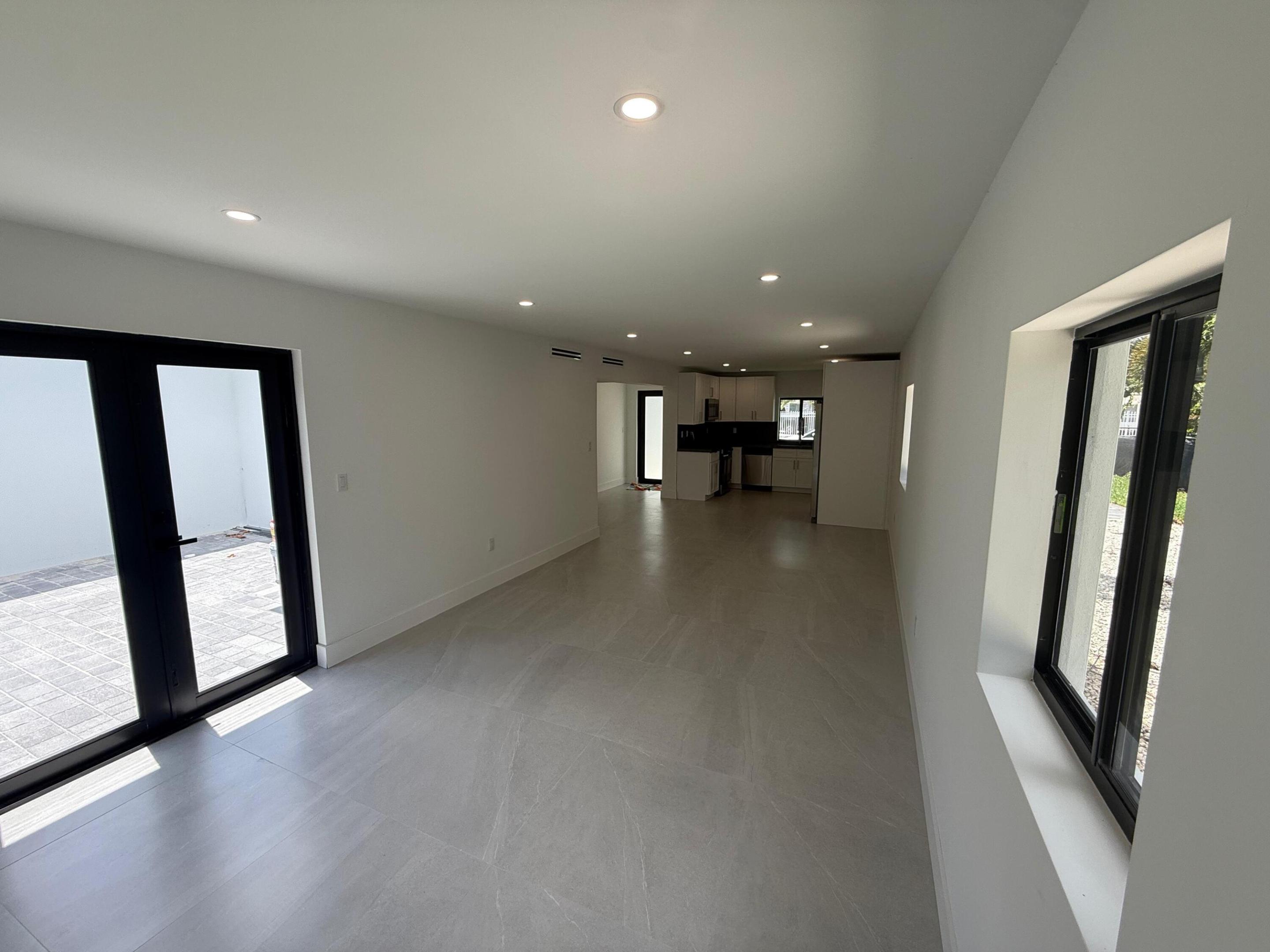 15495 Harrison Drive Property Photo 8