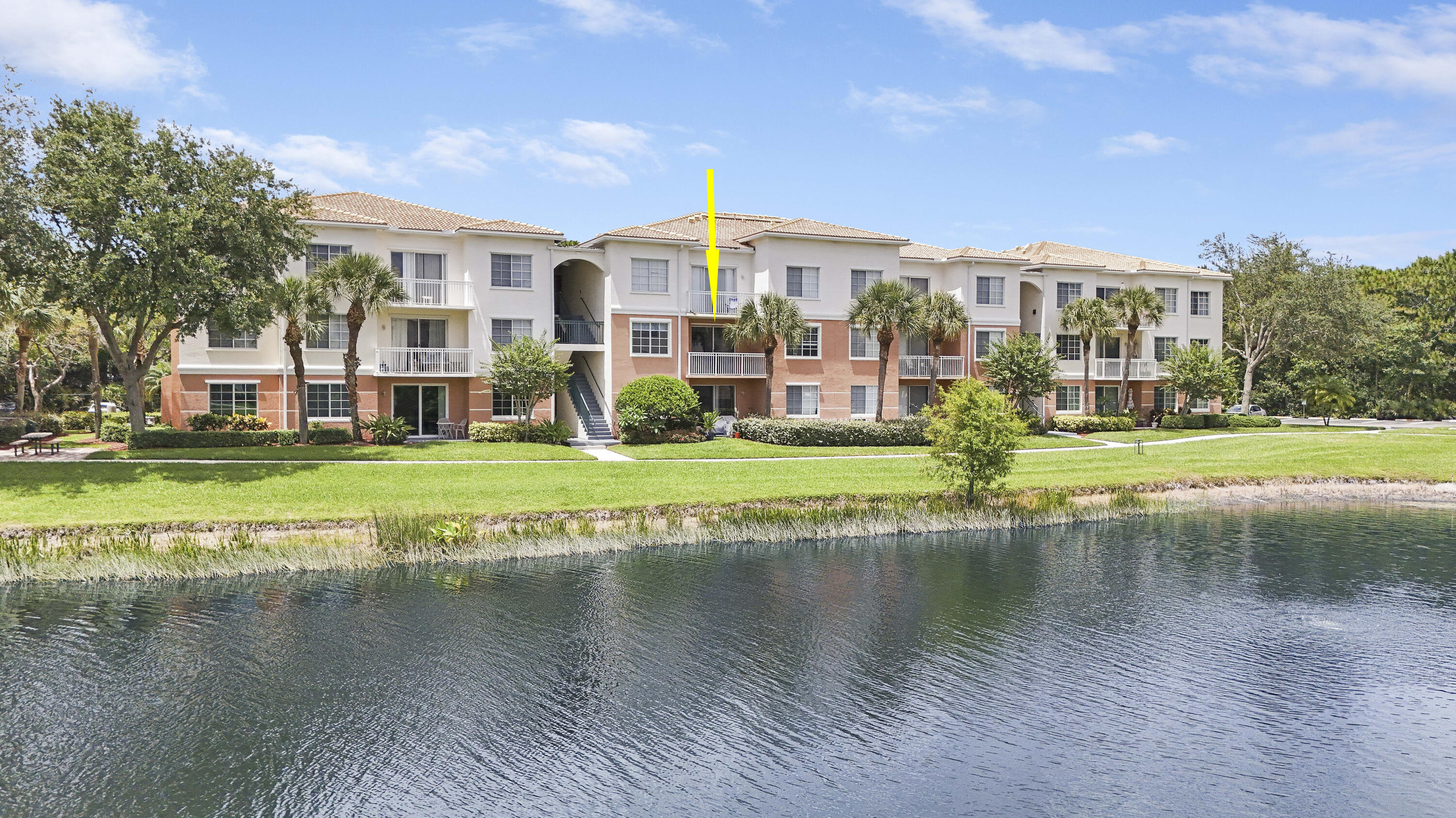6206 Myrtlewood Circle W Property Photo 1