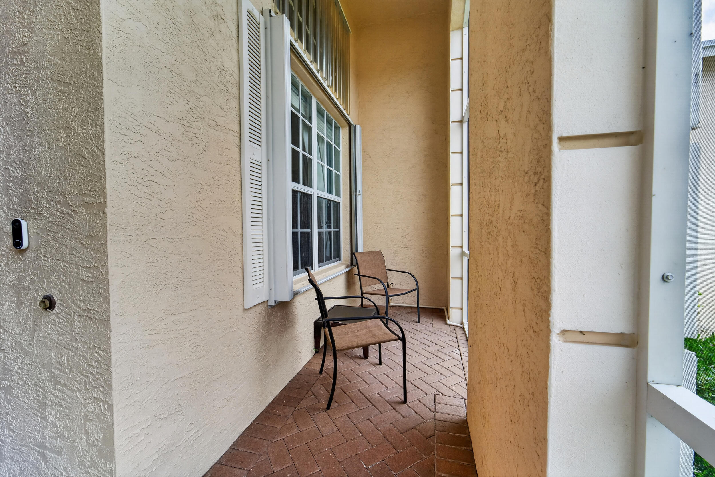 512 Sw Lake Manatee Way Property Photo 6