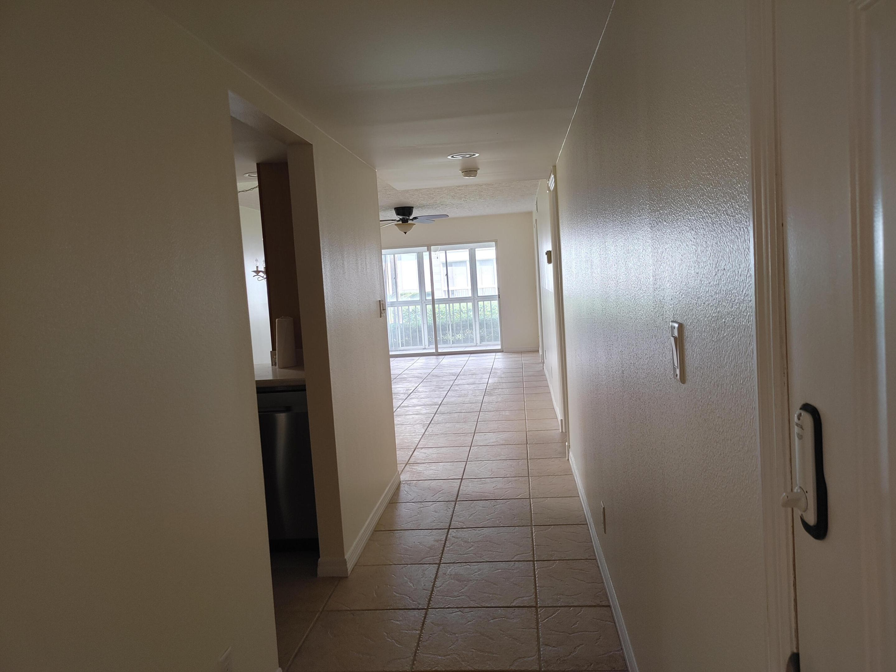 801 Se Central Parkway 7 Property Photo 4