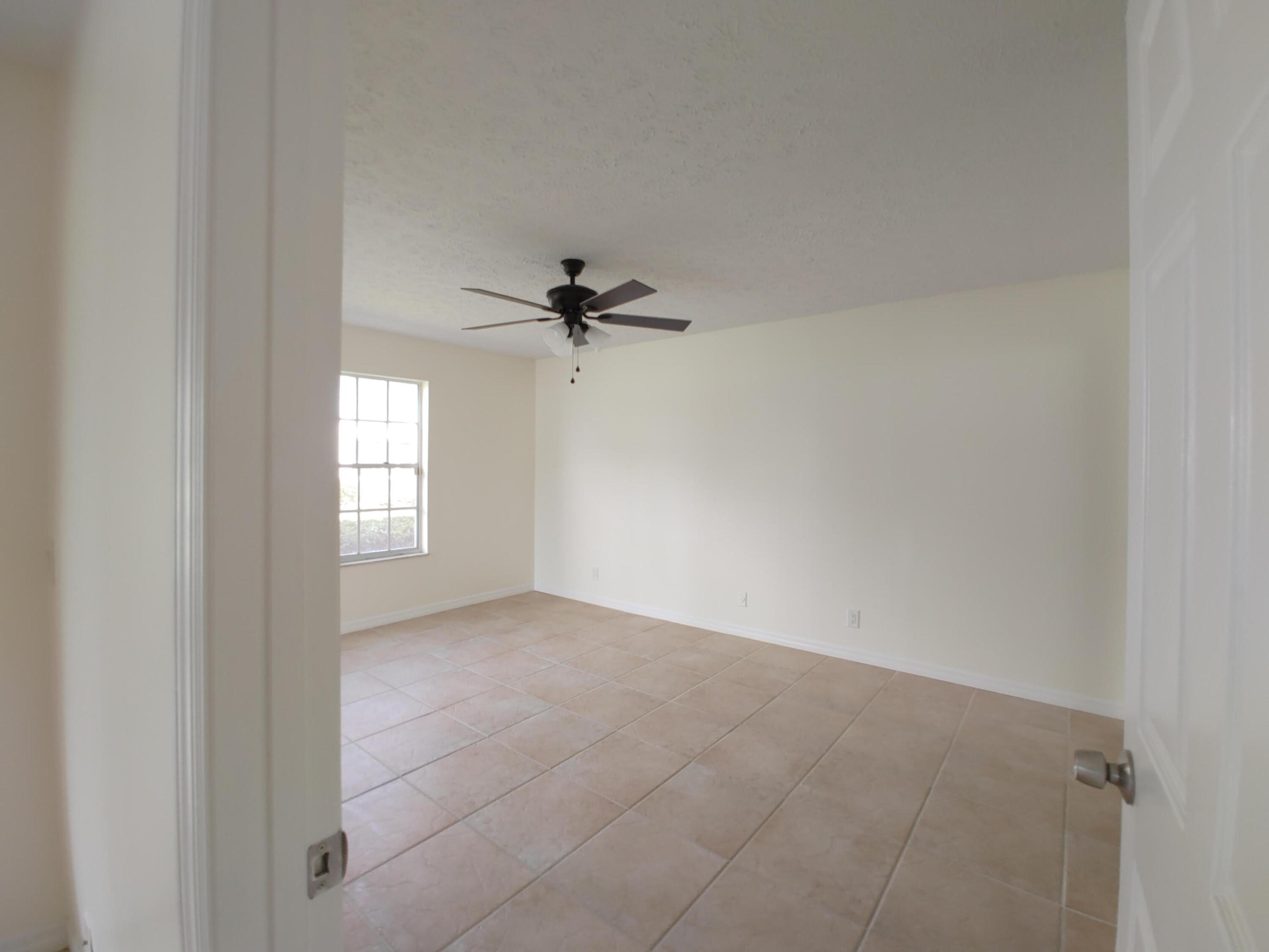 801 Se Central Parkway 7 Property Photo 15
