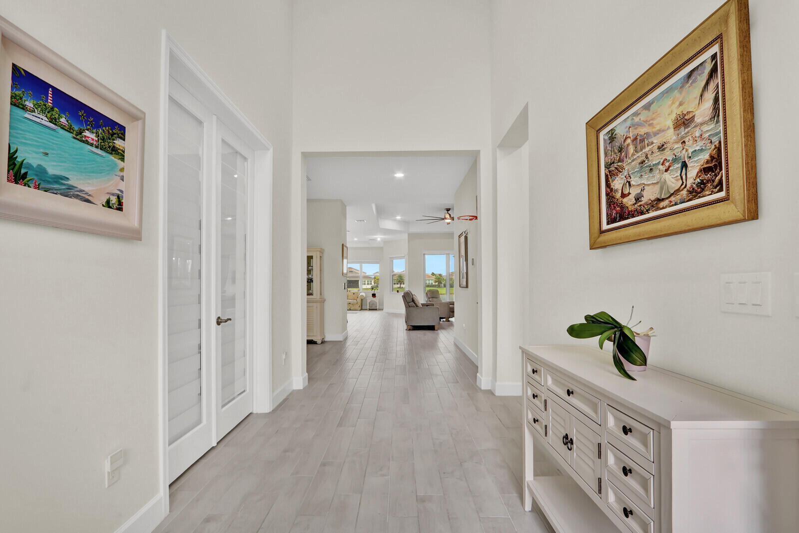 4941 Liberty Lane Property Photo 4