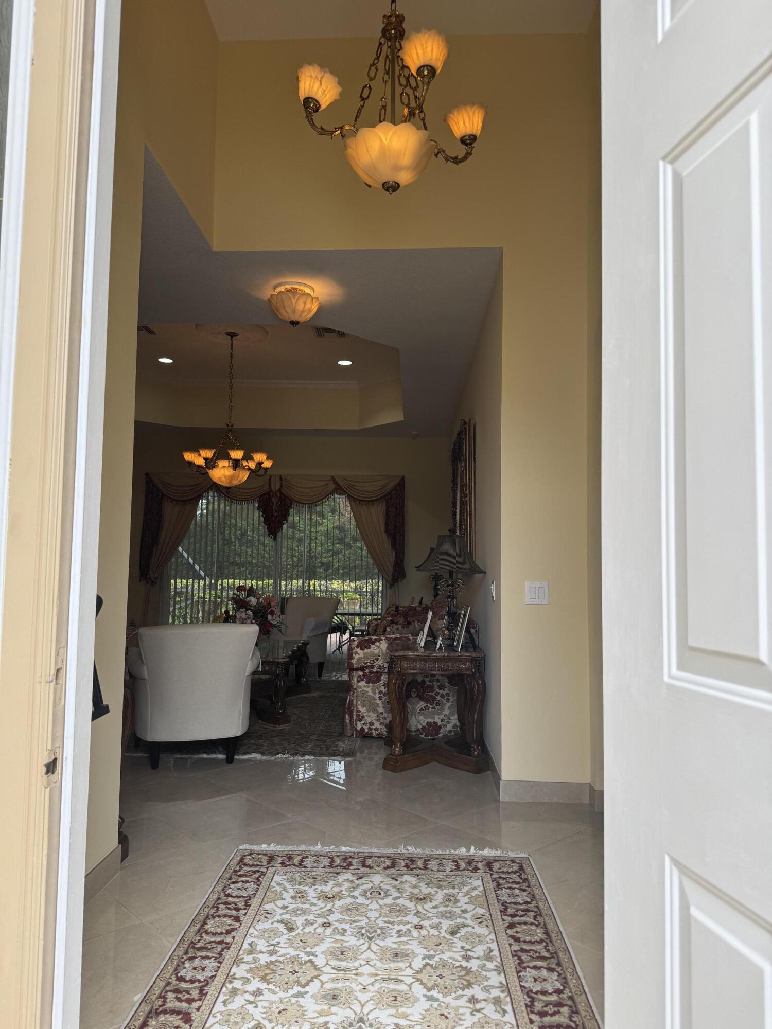9120 Pumpkin Ridge Property Photo 4